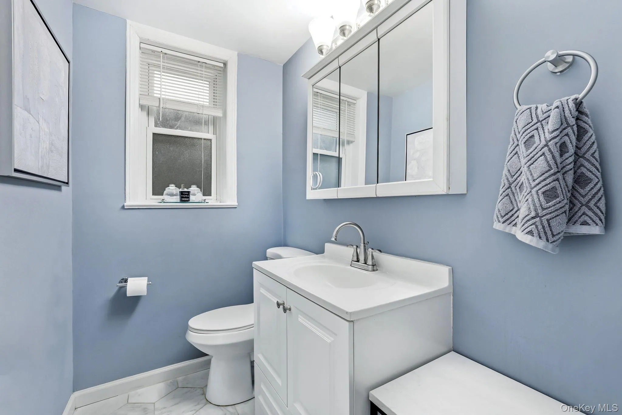 253 Broadway, Greenburgh, NY, 3 Bedrooms Bedrooms, 5 Rooms Rooms,1 BathroomBathrooms,Residential Sale,For Rent,Broadway,0,961919 253 Broadway, Greenburgh, NY, 3 Bedrooms Bedrooms, 5 Rooms Rooms,1 BathroomBathrooms,Residential Sale,For Rent,Broadway,0,961919