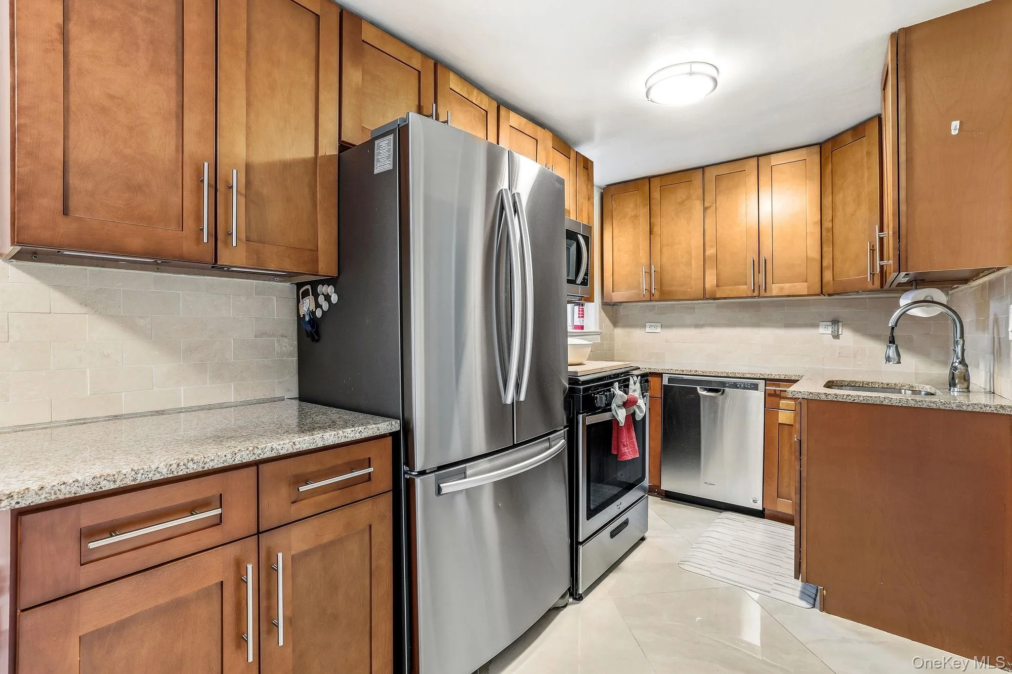 253 Broadway, Greenburgh, NY, 3 Bedrooms Bedrooms, 5 Rooms Rooms,1 BathroomBathrooms,Residential Sale,For Rent,Broadway,0,961919 253 Broadway, Greenburgh, NY, 3 Bedrooms Bedrooms, 5 Rooms Rooms,1 BathroomBathrooms,Residential Sale,For Rent,Broadway,0,961919