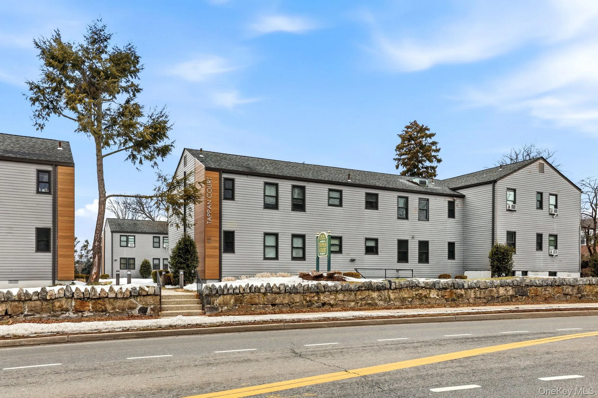 253 Broadway, Greenburgh, NY, 3 Bedrooms Bedrooms, 5 Rooms Rooms,1 BathroomBathrooms,Residential Sale,For Rent,Broadway,0,961919 253 Broadway, Greenburgh, NY, 3 Bedrooms Bedrooms, 5 Rooms Rooms,1 BathroomBathrooms,Residential Sale,For Rent,Broadway,0,961919