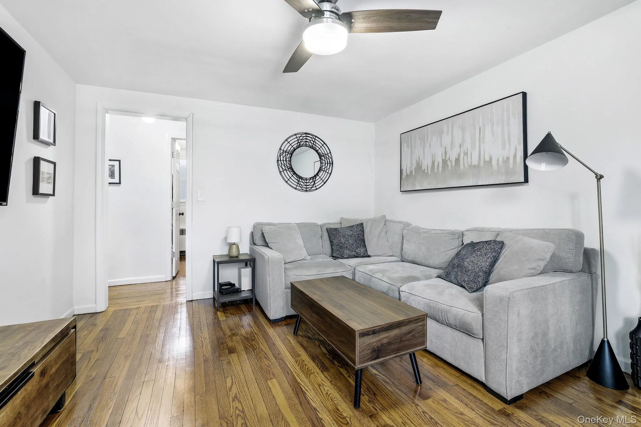 253 Broadway, Greenburgh, NY, 3 Bedrooms Bedrooms, 5 Rooms Rooms,1 BathroomBathrooms,Residential Sale,For Rent,Broadway,0,961919 253 Broadway, Greenburgh, NY, 3 Bedrooms Bedrooms, 5 Rooms Rooms,1 BathroomBathrooms,Residential Sale,For Rent,Broadway,0,961919