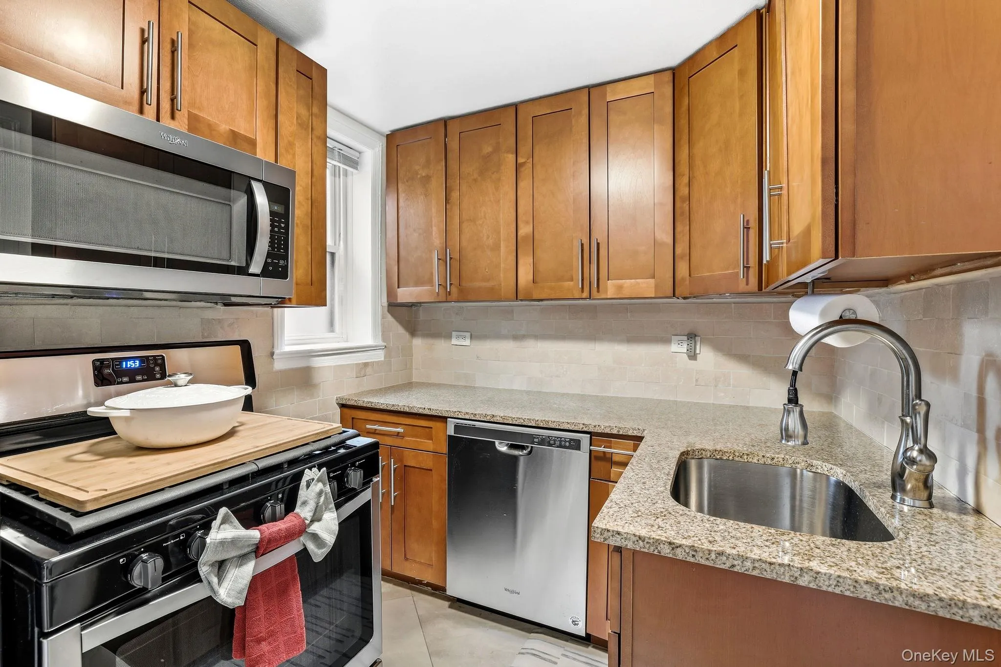 253 Broadway, Greenburgh, NY, 3 Bedrooms Bedrooms, 5 Rooms Rooms,1 BathroomBathrooms,Residential Sale,For Rent,Broadway,0,961919 253 Broadway, Greenburgh, NY, 3 Bedrooms Bedrooms, 5 Rooms Rooms,1 BathroomBathrooms,Residential Sale,For Rent,Broadway,0,961919
