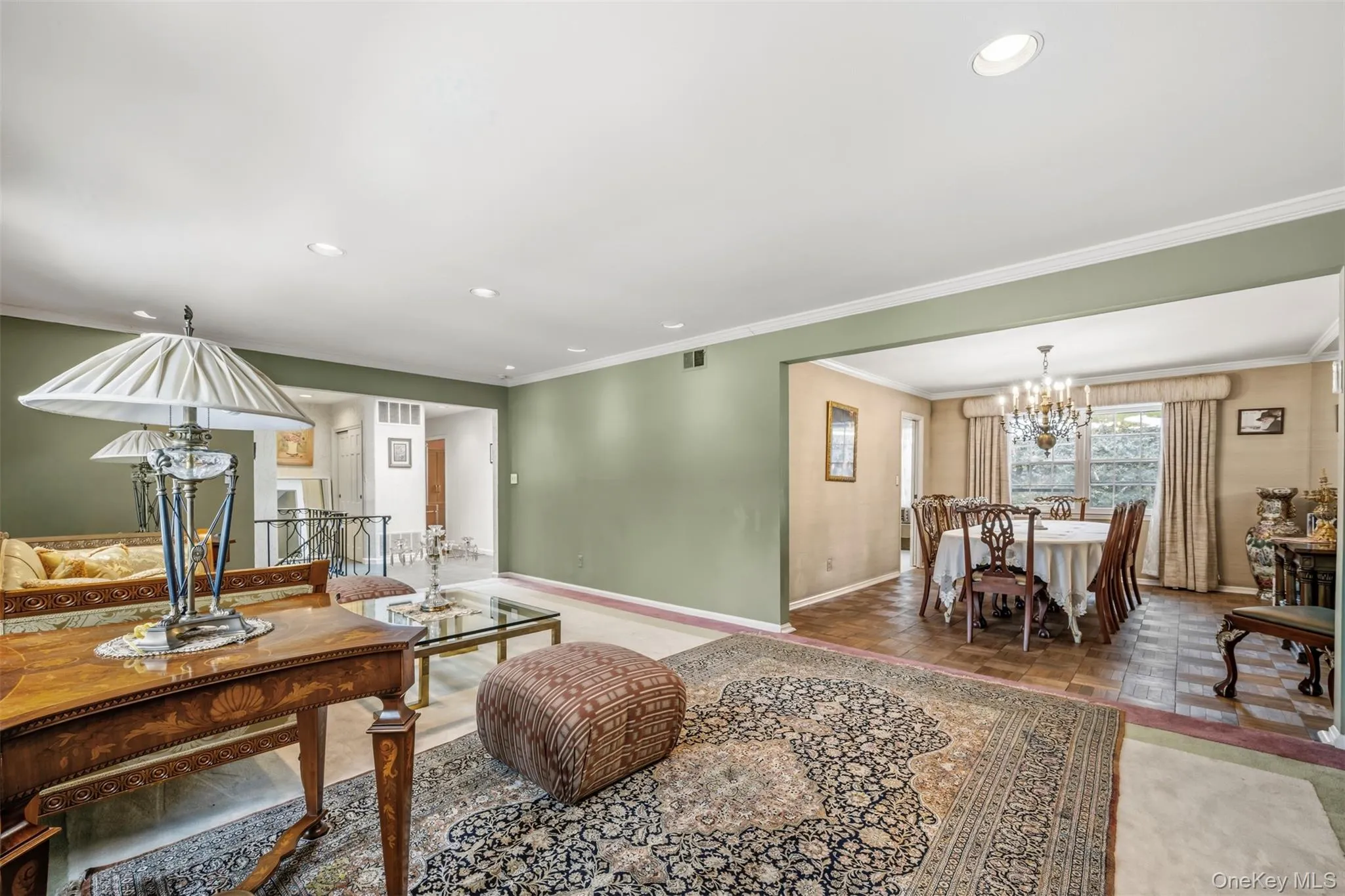 8 Pine Drive, North Hempstead, NY, 3 Bedrooms Bedrooms, 8 Rooms Rooms,2 BathroomsBathrooms,Residential,For Rent,Pine,0,961925 8 Pine Drive, North Hempstead, NY, 3 Bedrooms Bedrooms, 8 Rooms Rooms,2 BathroomsBathrooms,Residential,For Rent,Pine,0,961925