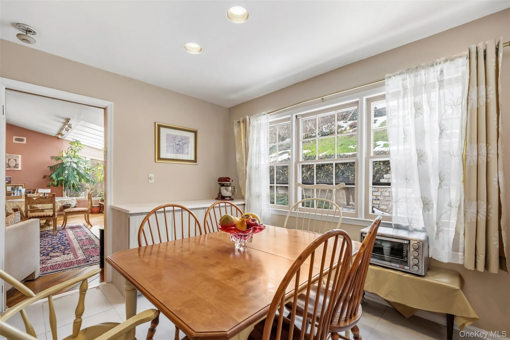 8 Pine Drive, North Hempstead, NY, 3 Bedrooms Bedrooms, 8 Rooms Rooms,2 BathroomsBathrooms,Residential,For Rent,Pine,0,961925 8 Pine Drive, North Hempstead, NY, 3 Bedrooms Bedrooms, 8 Rooms Rooms,2 BathroomsBathrooms,Residential,For Rent,Pine,0,961925