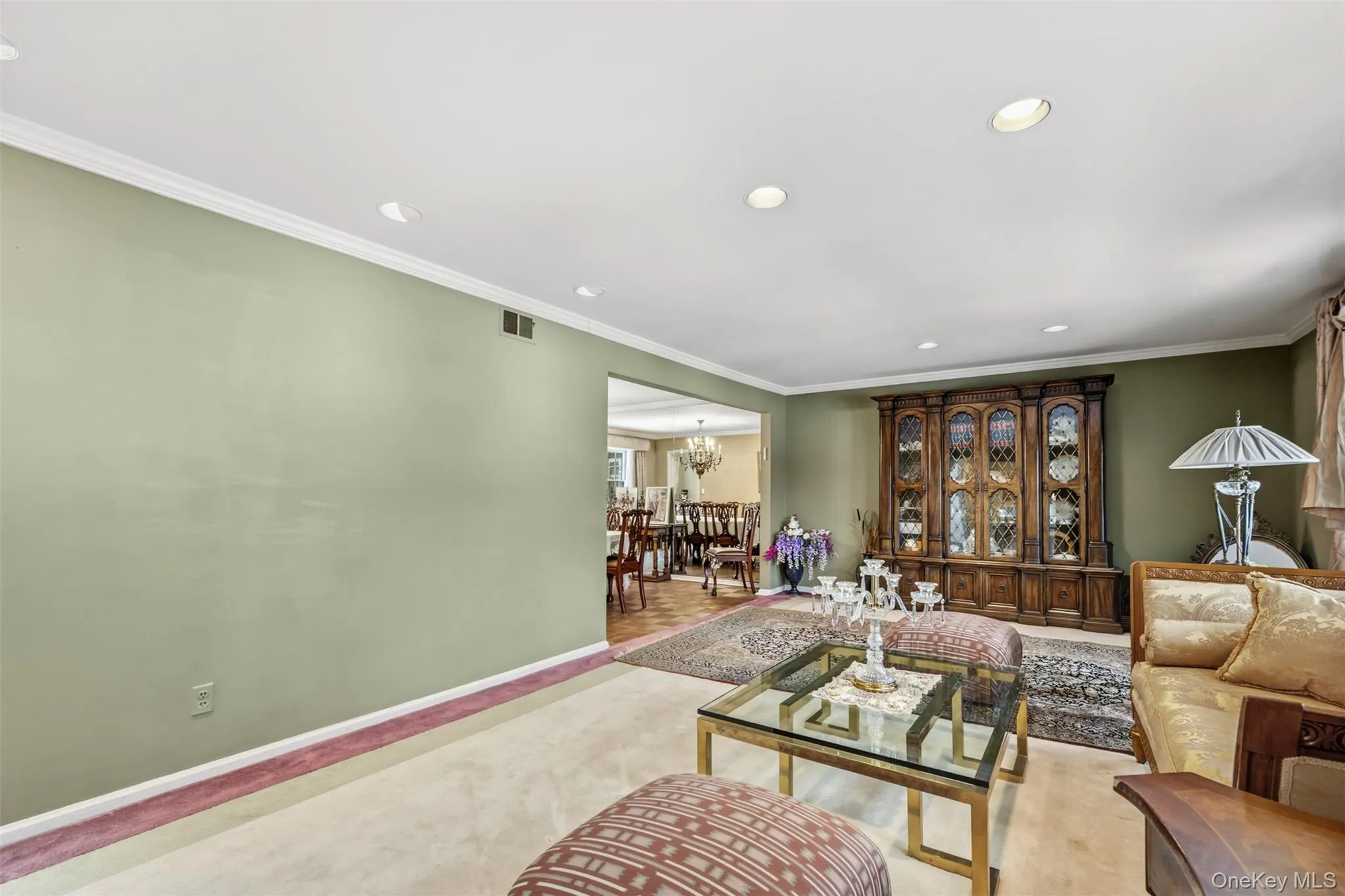 8 Pine Drive, North Hempstead, NY, 3 Bedrooms Bedrooms, 8 Rooms Rooms,2 BathroomsBathrooms,Residential,For Rent,Pine,0,961925 8 Pine Drive, North Hempstead, NY, 3 Bedrooms Bedrooms, 8 Rooms Rooms,2 BathroomsBathrooms,Residential,For Rent,Pine,0,961925