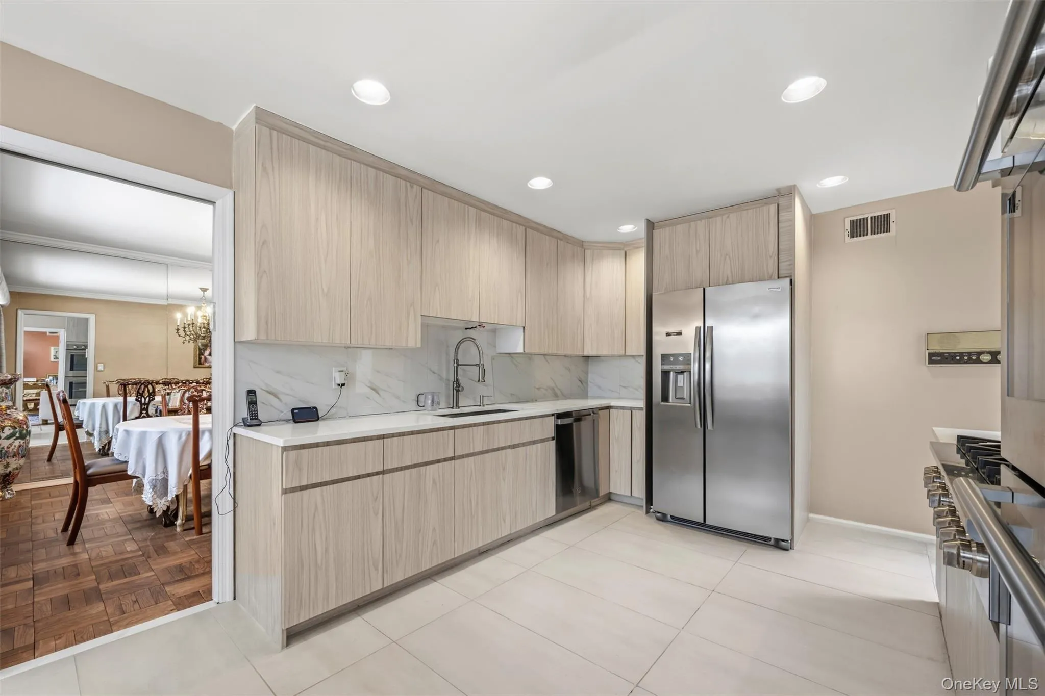 8 Pine Drive, North Hempstead, NY, 3 Bedrooms Bedrooms, 8 Rooms Rooms,2 BathroomsBathrooms,Residential,For Rent,Pine,0,961925 8 Pine Drive, North Hempstead, NY, 3 Bedrooms Bedrooms, 8 Rooms Rooms,2 BathroomsBathrooms,Residential,For Rent,Pine,0,961925