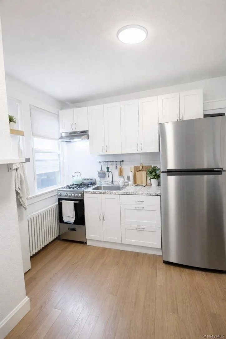 207 Main Street, Oyster Bay, NY, 1 Bedroom Bedrooms, 4 Rooms Rooms,1 BathroomBathrooms,Residential Lease,For Rent,Main,0,961932 207 Main Street, Oyster Bay, NY, 1 Bedroom Bedrooms, 4 Rooms Rooms,1 BathroomBathrooms,Residential Lease,For Rent,Main,0,961932