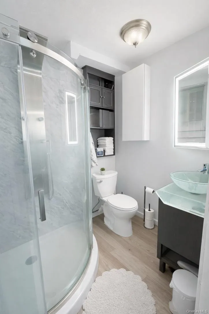 207 Main Street, Oyster Bay, NY, 1 Bedroom Bedrooms, 4 Rooms Rooms,1 BathroomBathrooms,Residential Lease,For Rent,Main,0,961932 207 Main Street, Oyster Bay, NY, 1 Bedroom Bedrooms, 4 Rooms Rooms,1 BathroomBathrooms,Residential Lease,For Rent,Main,0,961932