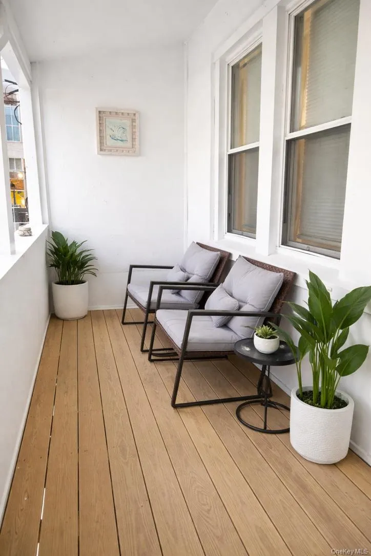 207 Main Street, Oyster Bay, NY, 1 Bedroom Bedrooms, 4 Rooms Rooms,1 BathroomBathrooms,Residential Lease,For Rent,Main,0,961932 207 Main Street, Oyster Bay, NY, 1 Bedroom Bedrooms, 4 Rooms Rooms,1 BathroomBathrooms,Residential Lease,For Rent,Main,0,961932