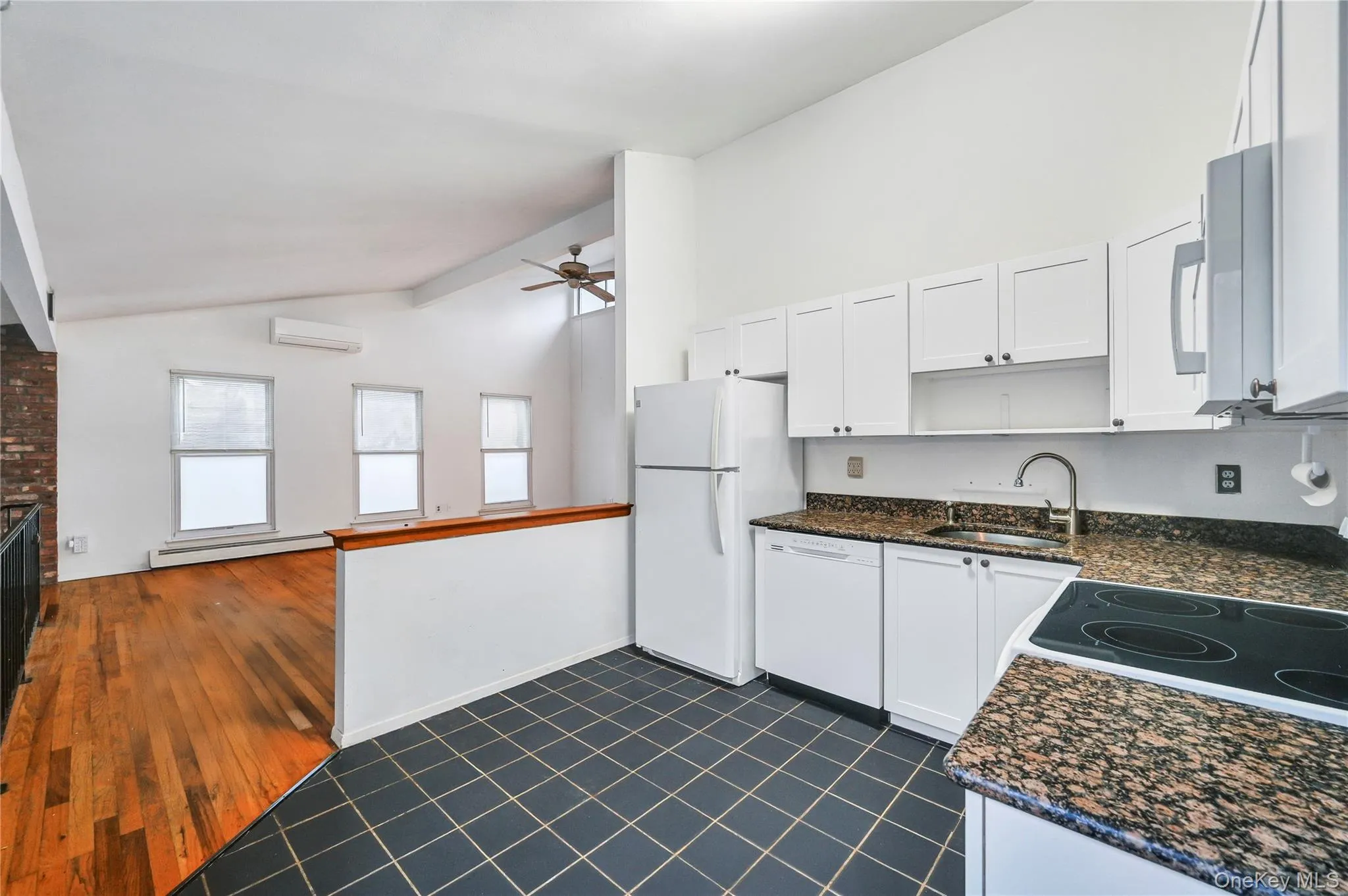 60 Hildreth Place, East Hampton, NY, 4 Bedrooms Bedrooms, 7 Rooms Rooms,3 BathroomsBathrooms,Residential,For Rent,Hildreth,0,KEY961933 60 Hildreth Place, East Hampton, NY, 4 Bedrooms Bedrooms, 7 Rooms Rooms,3 BathroomsBathrooms,Residential,For Rent,Hildreth,0,KEY961933