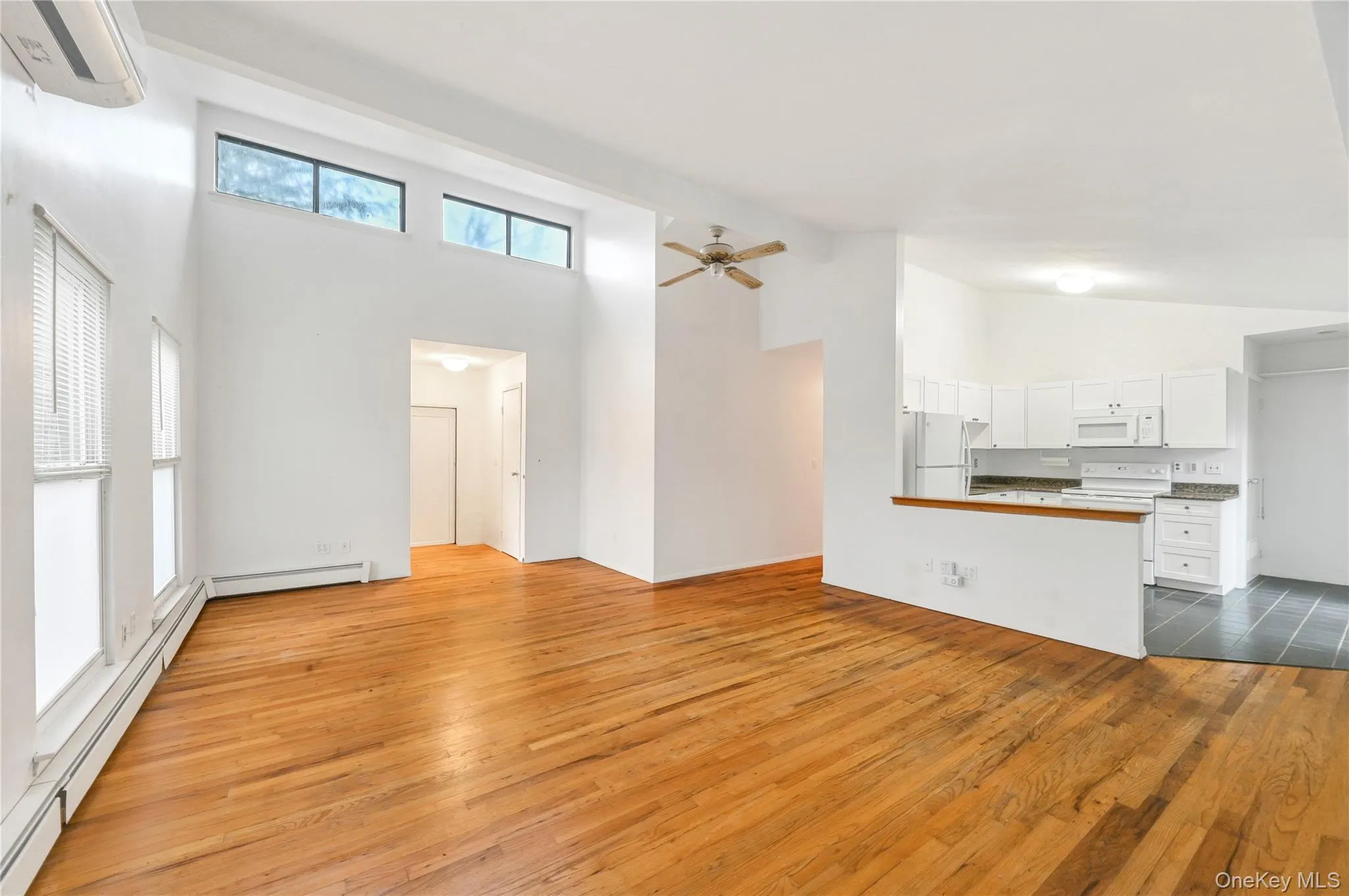 60 Hildreth Place, East Hampton, NY, 4 Bedrooms Bedrooms, 7 Rooms Rooms,3 BathroomsBathrooms,Residential,For Rent,Hildreth,0,KEY961933 60 Hildreth Place, East Hampton, NY, 4 Bedrooms Bedrooms, 7 Rooms Rooms,3 BathroomsBathrooms,Residential,For Rent,Hildreth,0,KEY961933