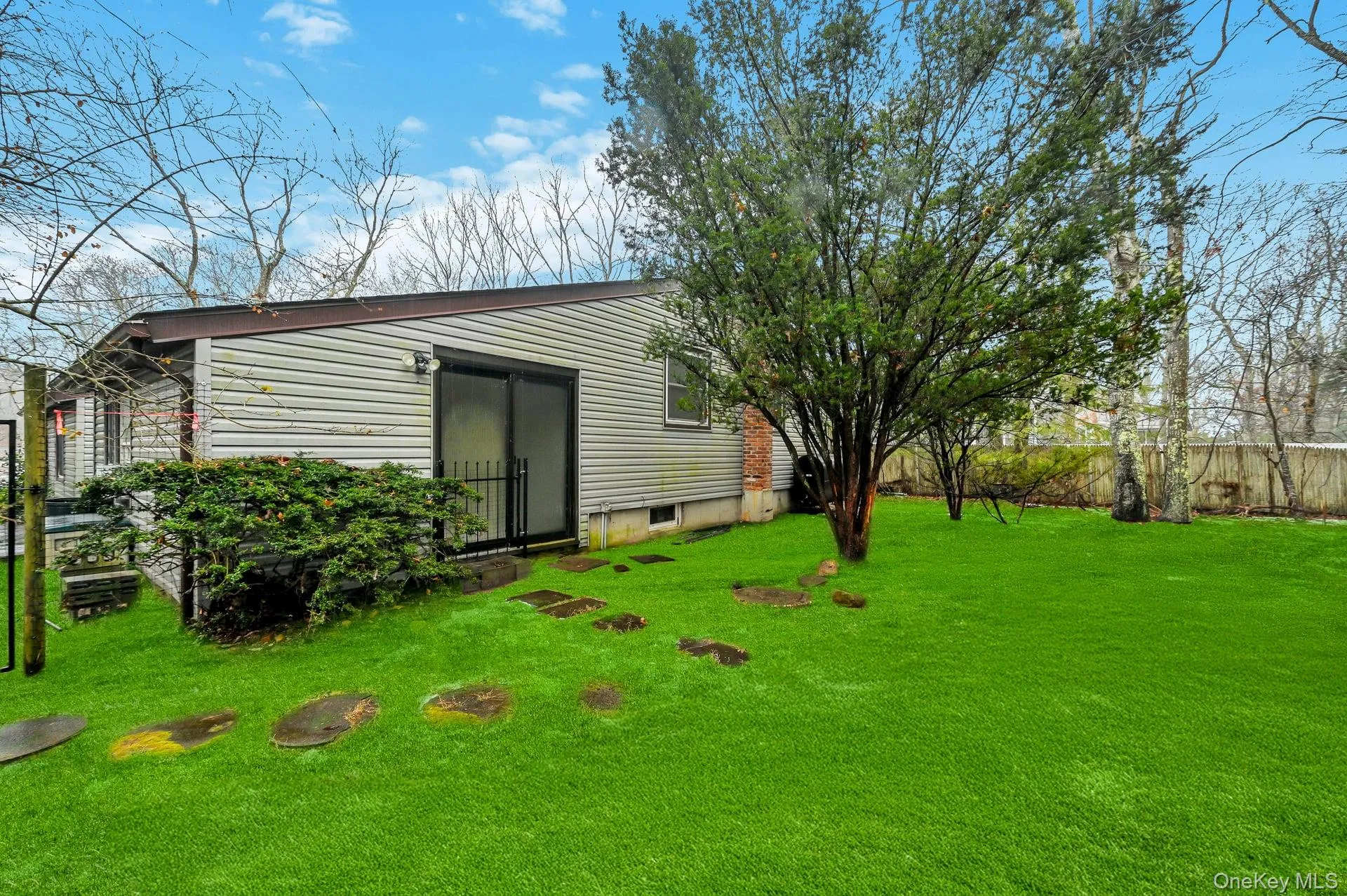 60 Hildreth Place, East Hampton, NY, 4 Bedrooms Bedrooms, 7 Rooms Rooms,3 BathroomsBathrooms,Residential,For Rent,Hildreth,0,KEY961933 60 Hildreth Place, East Hampton, NY, 4 Bedrooms Bedrooms, 7 Rooms Rooms,3 BathroomsBathrooms,Residential,For Rent,Hildreth,0,KEY961933