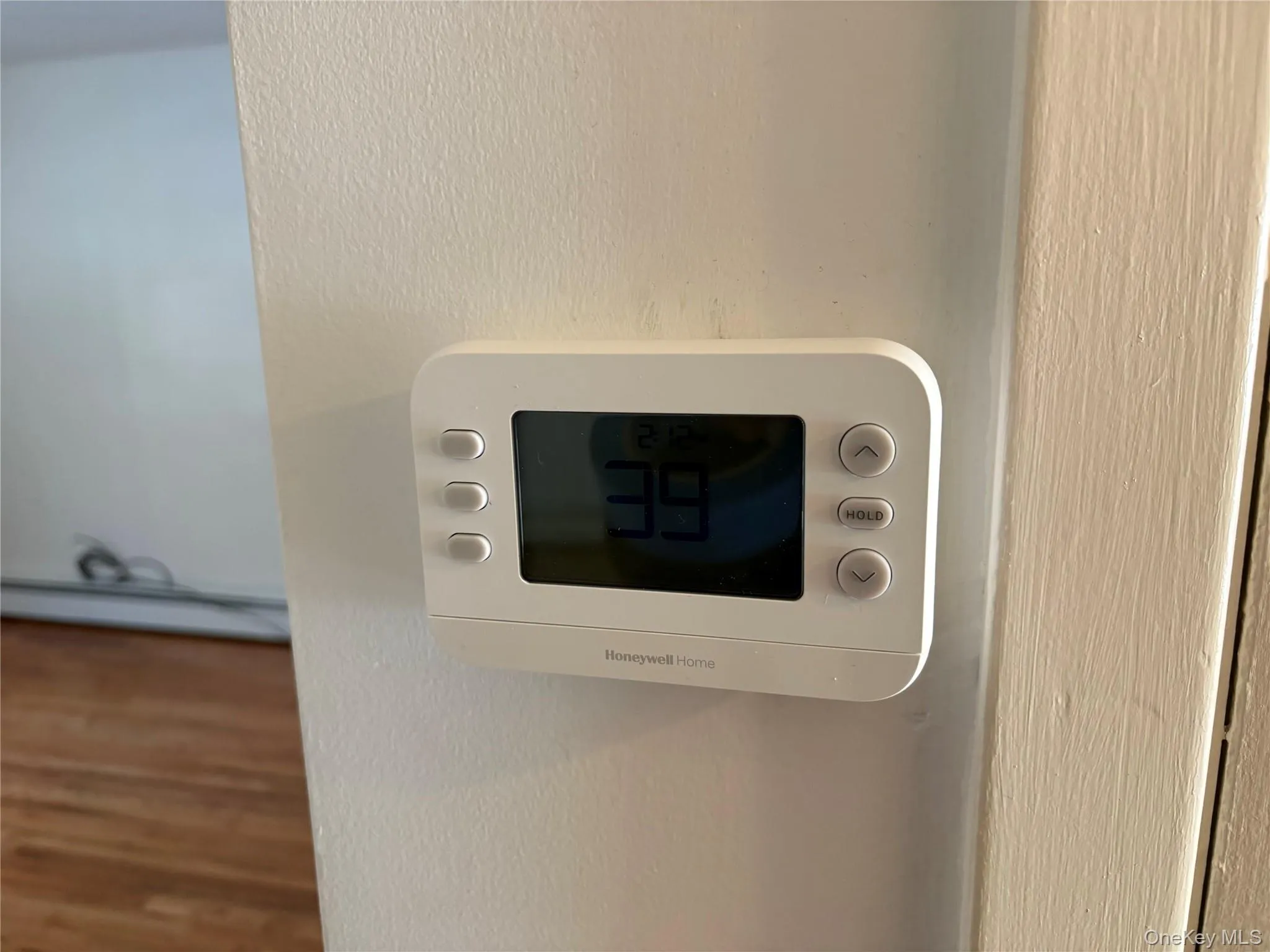 Brand New Honeywell Thermostats Brand New Honeywell Thermostats
