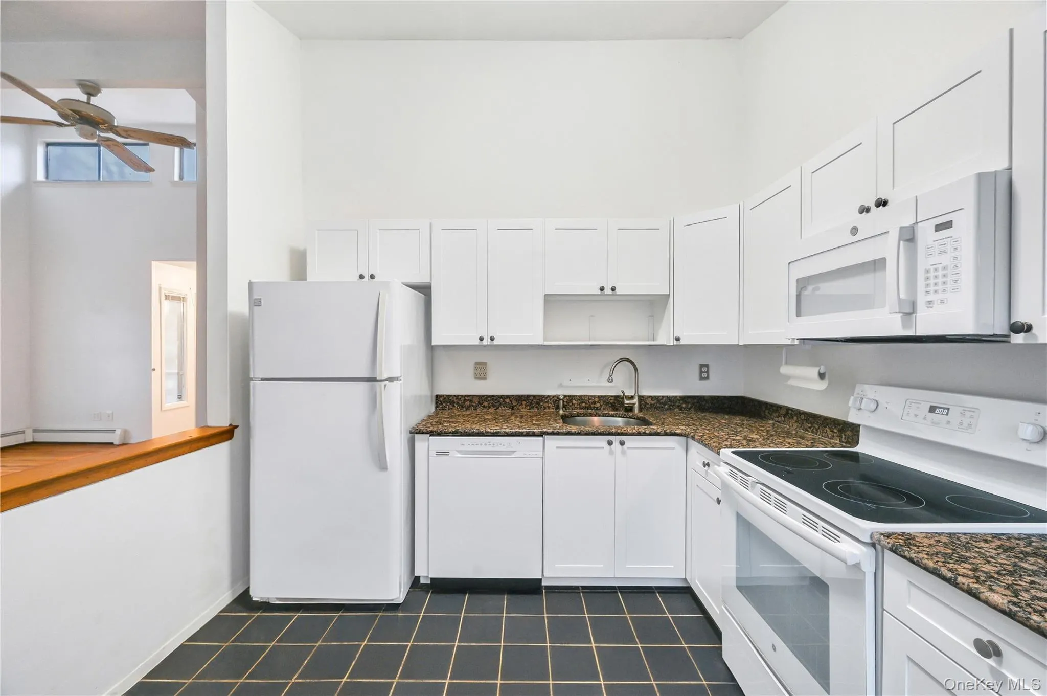 60 Hildreth Place, East Hampton, NY, 4 Bedrooms Bedrooms, 7 Rooms Rooms,3 BathroomsBathrooms,Residential,For Rent,Hildreth,0,KEY961933 60 Hildreth Place, East Hampton, NY, 4 Bedrooms Bedrooms, 7 Rooms Rooms,3 BathroomsBathrooms,Residential,For Rent,Hildreth,0,KEY961933