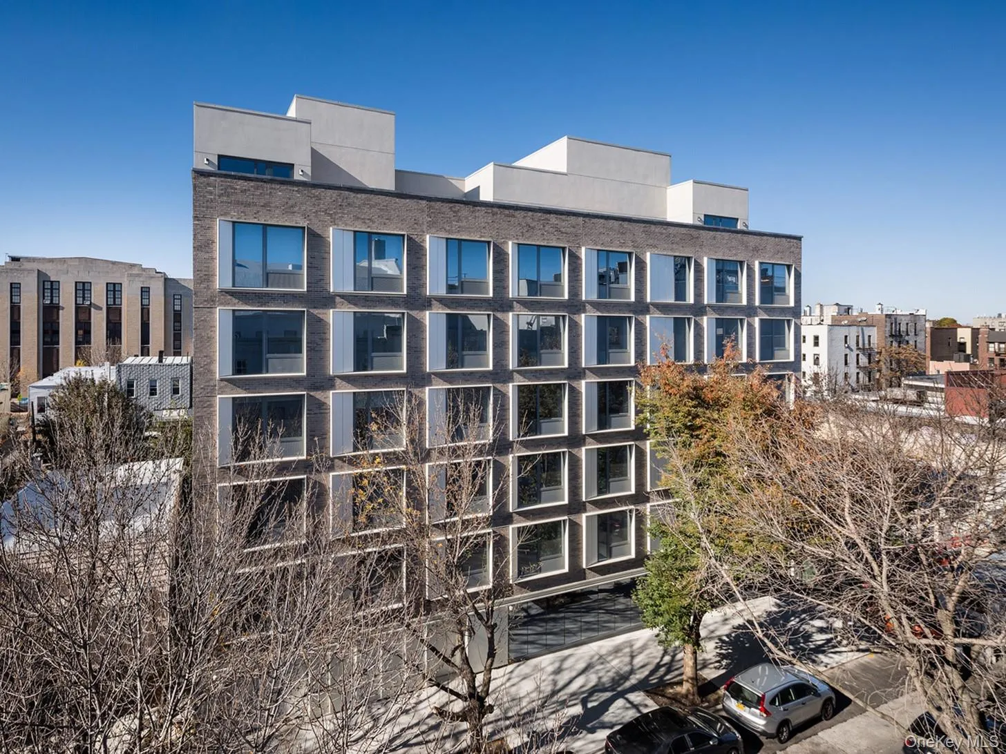 3432 35th Street, New York, NY, 1 Bedroom Bedrooms, 3 Rooms Rooms,1 BathroomBathrooms,Residential Sale,For Rent,35th,0,961939 3432 35th Street, New York, NY, 1 Bedroom Bedrooms, 3 Rooms Rooms,1 BathroomBathrooms,Residential Sale,For Rent,35th,0,961939