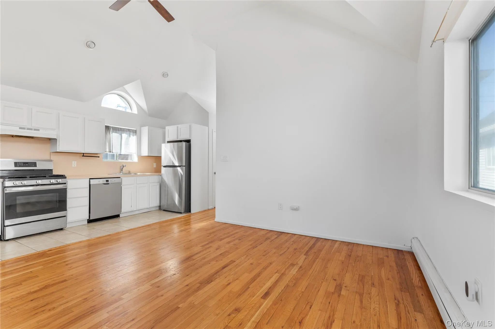 715 Walnut Street, Long Beach, NY, 3 Bedrooms Bedrooms, 6 Rooms Rooms,2 BathroomsBathrooms,Residential Lease,For Rent,Walnut,0,961948 715 Walnut Street, Long Beach, NY, 3 Bedrooms Bedrooms, 6 Rooms Rooms,2 BathroomsBathrooms,Residential Lease,For Rent,Walnut,0,961948