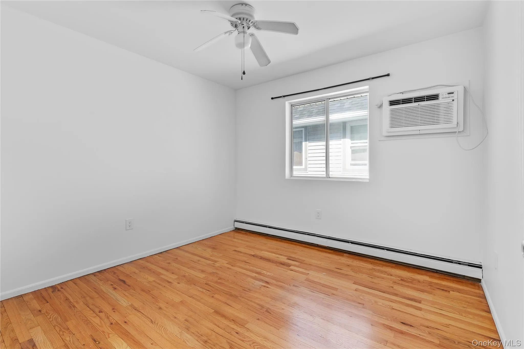 715 Walnut Street, Long Beach, NY, 3 Bedrooms Bedrooms, 6 Rooms Rooms,2 BathroomsBathrooms,Residential Lease,For Rent,Walnut,0,961948 715 Walnut Street, Long Beach, NY, 3 Bedrooms Bedrooms, 6 Rooms Rooms,2 BathroomsBathrooms,Residential Lease,For Rent,Walnut,0,961948