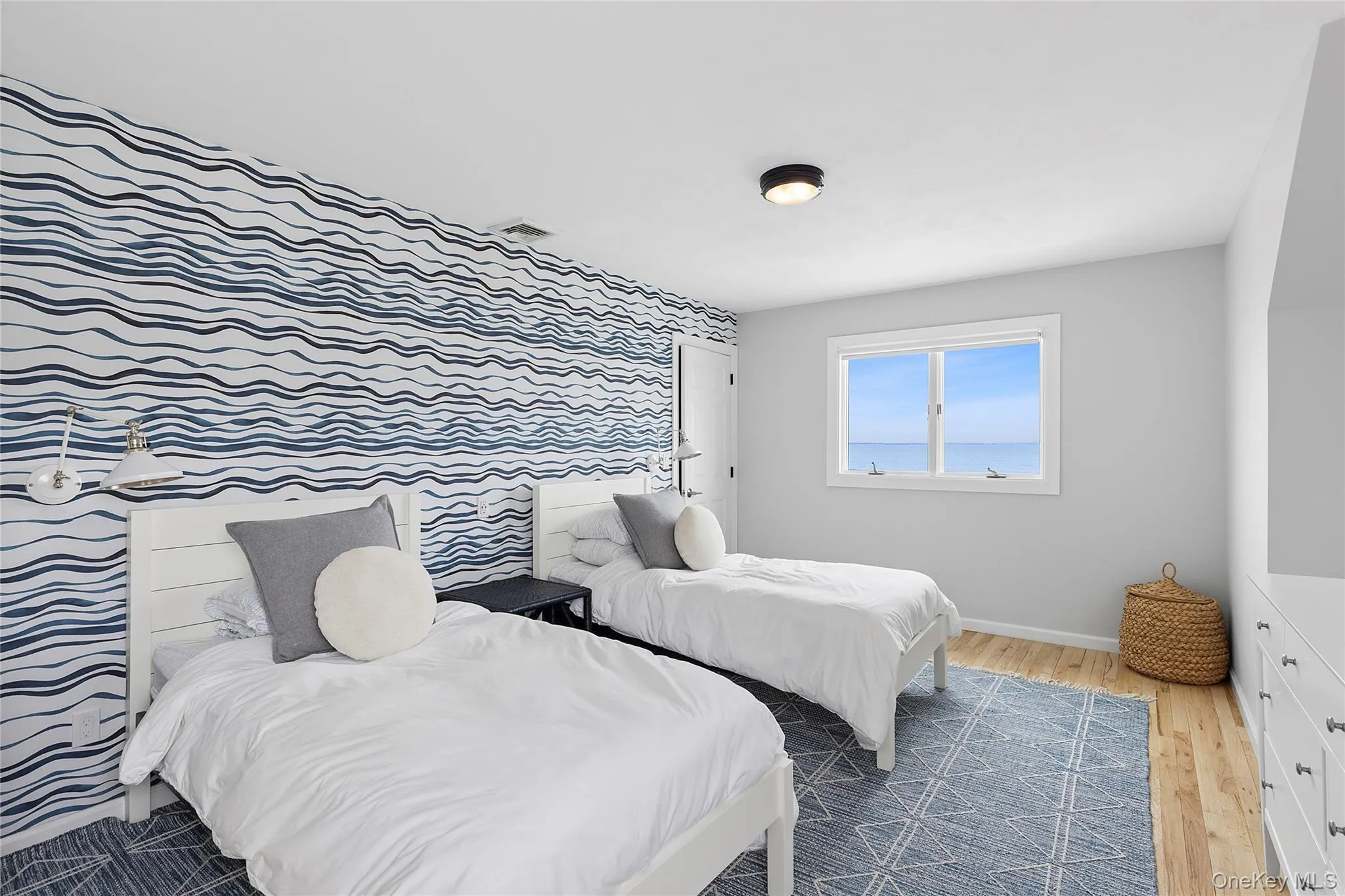 10 Barrett Drive, Southampton, NY, 4 Bedrooms Bedrooms, 12 Rooms Rooms,5 BathroomsBathrooms,Residential Sale,For Rent,Barrett,0,961977 10 Barrett Drive, Southampton, NY, 4 Bedrooms Bedrooms, 12 Rooms Rooms,5 BathroomsBathrooms,Residential Sale,For Rent,Barrett,0,961977