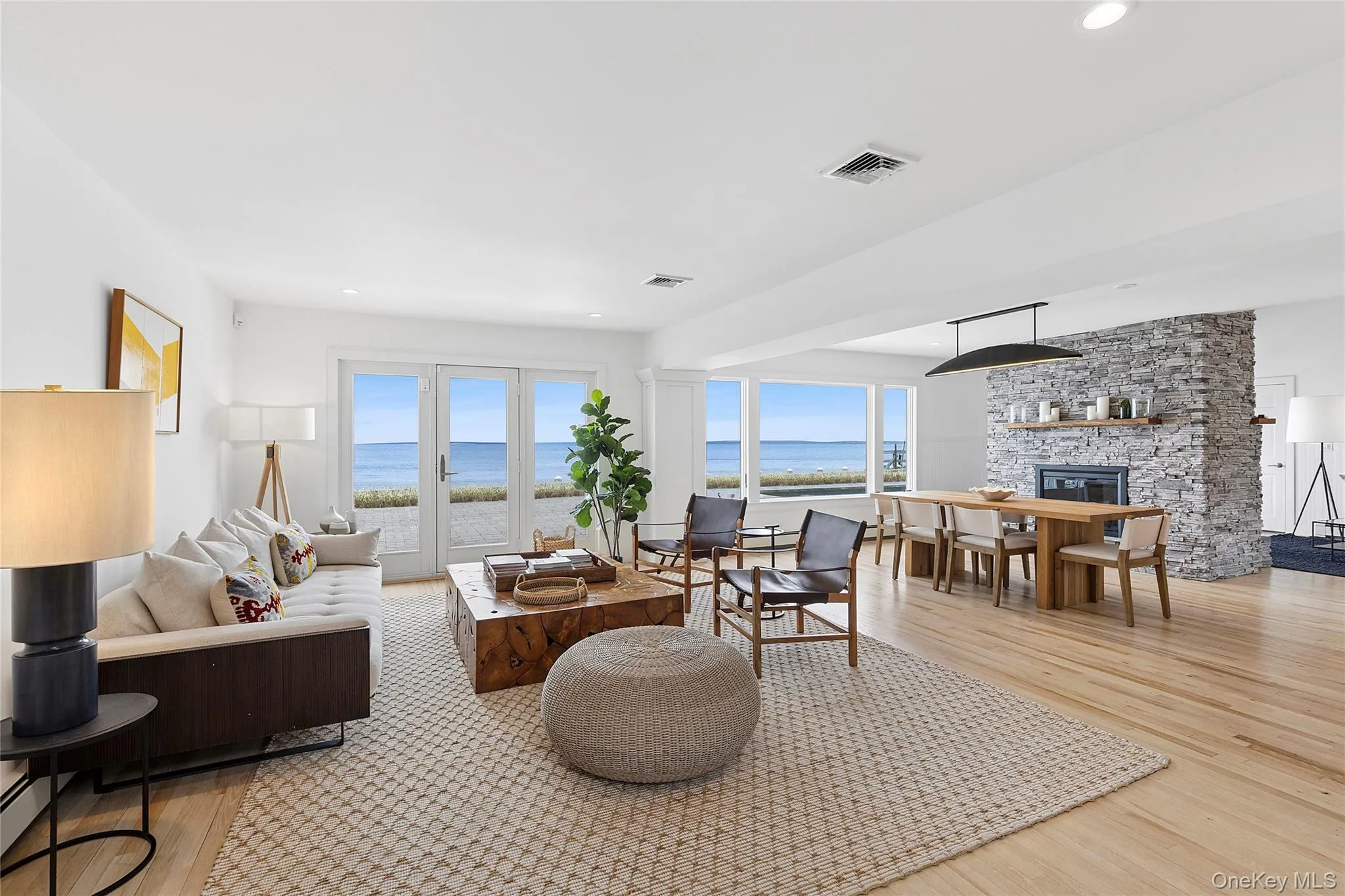10 Barrett Drive, Southampton, NY, 4 Bedrooms Bedrooms, 12 Rooms Rooms,5 BathroomsBathrooms,Residential Sale,For Rent,Barrett,0,961977 10 Barrett Drive, Southampton, NY, 4 Bedrooms Bedrooms, 12 Rooms Rooms,5 BathroomsBathrooms,Residential Sale,For Rent,Barrett,0,961977