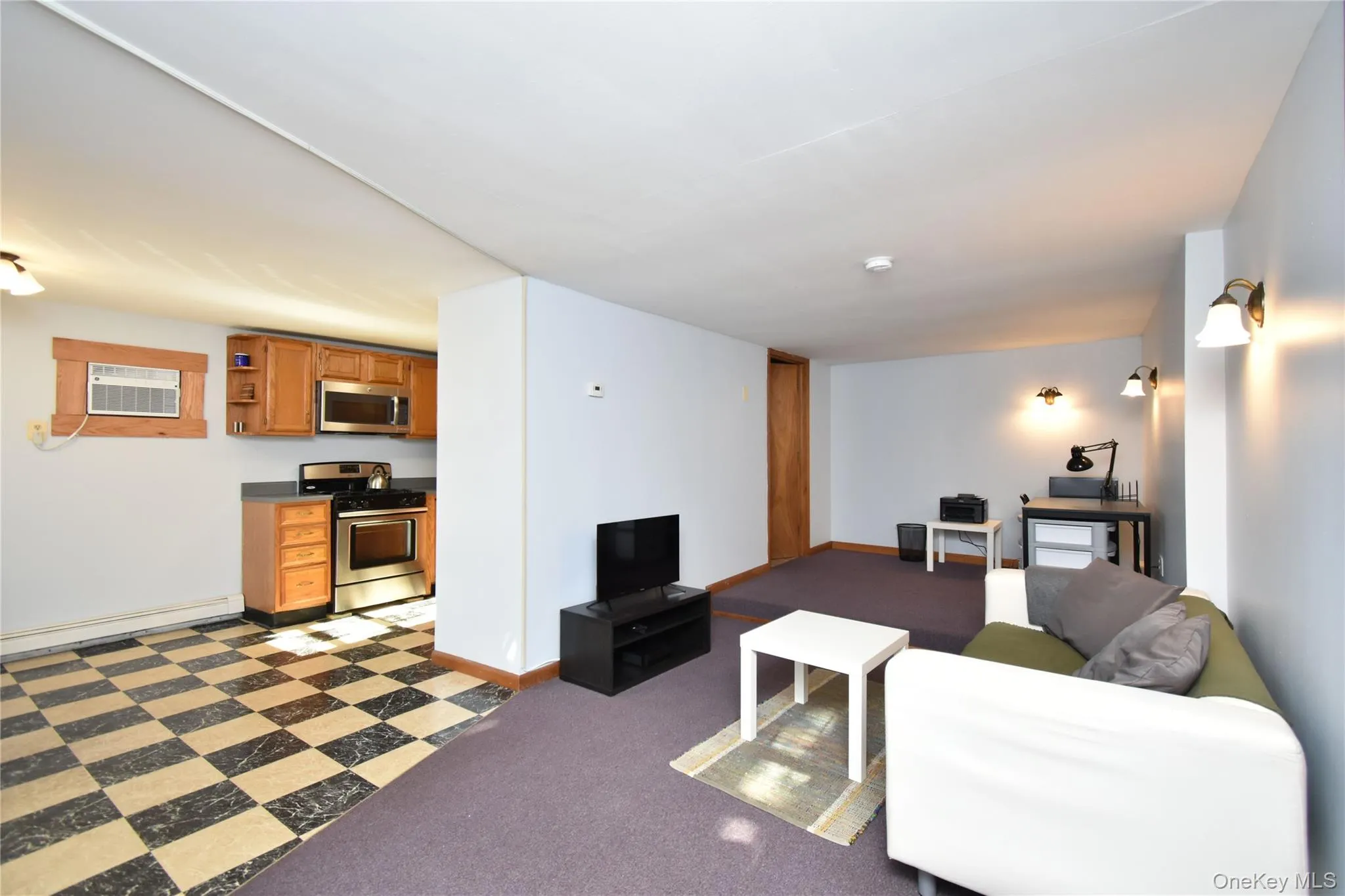 Additional space in rear ideal for work area. Additional space in rear ideal for work area.