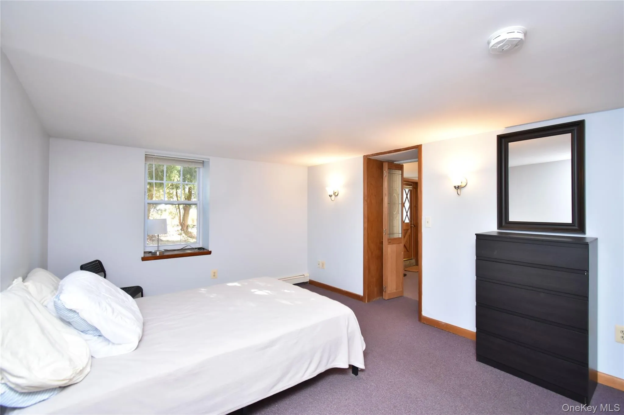 Fits a king sized bed easily. Fits a king sized bed easily.