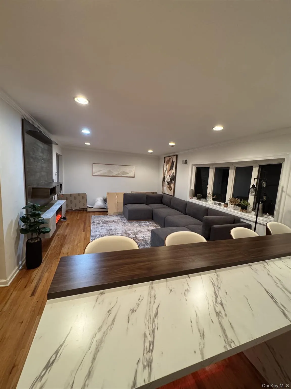 545 Pelham Road, New Rochelle, NY, 3 Bedrooms Bedrooms, 8 Rooms Rooms,2 BathroomsBathrooms,Residential Lease,For Rent,Pelham,0,962008 545 Pelham Road, New Rochelle, NY, 3 Bedrooms Bedrooms, 8 Rooms Rooms,2 BathroomsBathrooms,Residential Lease,For Rent,Pelham,0,962008