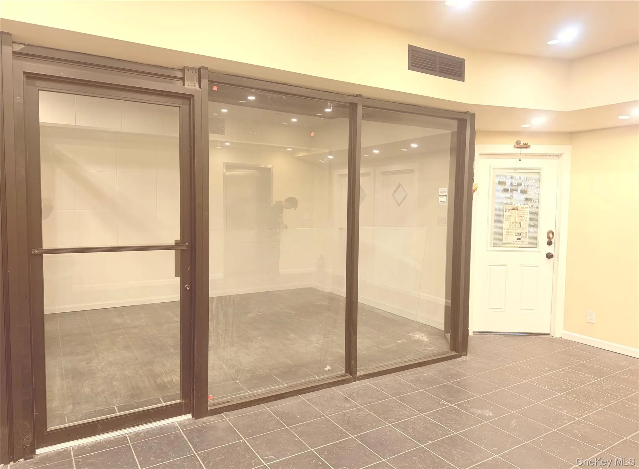 3708 Main Street, New York, NY, ,Commercial Lease,For Rent,Main,0,962018 3708 Main Street, New York, NY, ,Commercial Lease,For Rent,Main,0,962018