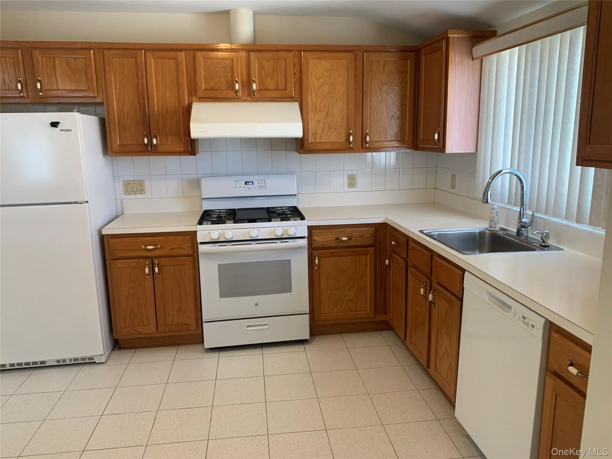 5748 256th Street, New York, NY, 3 Bedrooms Bedrooms, 8 Rooms Rooms,2 BathroomsBathrooms,Residential Lease,For Rent,256th,0,962021 5748 256th Street, New York, NY, 3 Bedrooms Bedrooms, 8 Rooms Rooms,2 BathroomsBathrooms,Residential Lease,For Rent,256th,0,962021