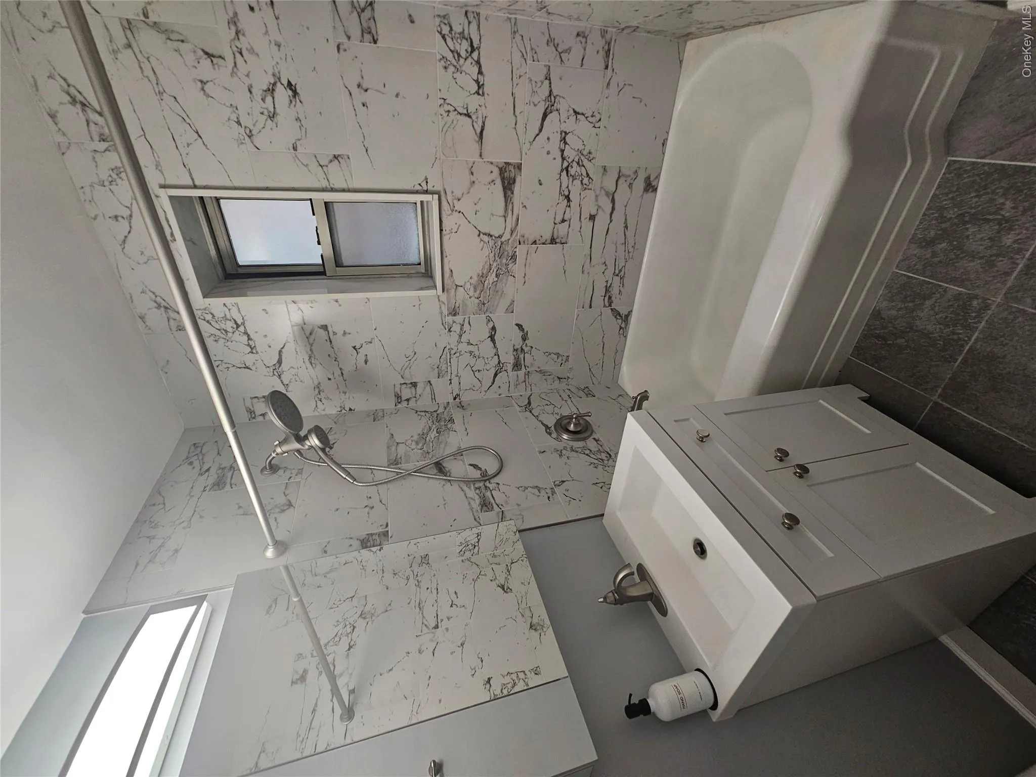 255 Bronx River Road, Yonkers, NY, 1 Bedroom Bedrooms, 3 Rooms Rooms,1 BathroomBathrooms,Residential Lease,For Rent,Bronx River,0,962066 255 Bronx River Road, Yonkers, NY, 1 Bedroom Bedrooms, 3 Rooms Rooms,1 BathroomBathrooms,Residential Lease,For Rent,Bronx River,0,962066