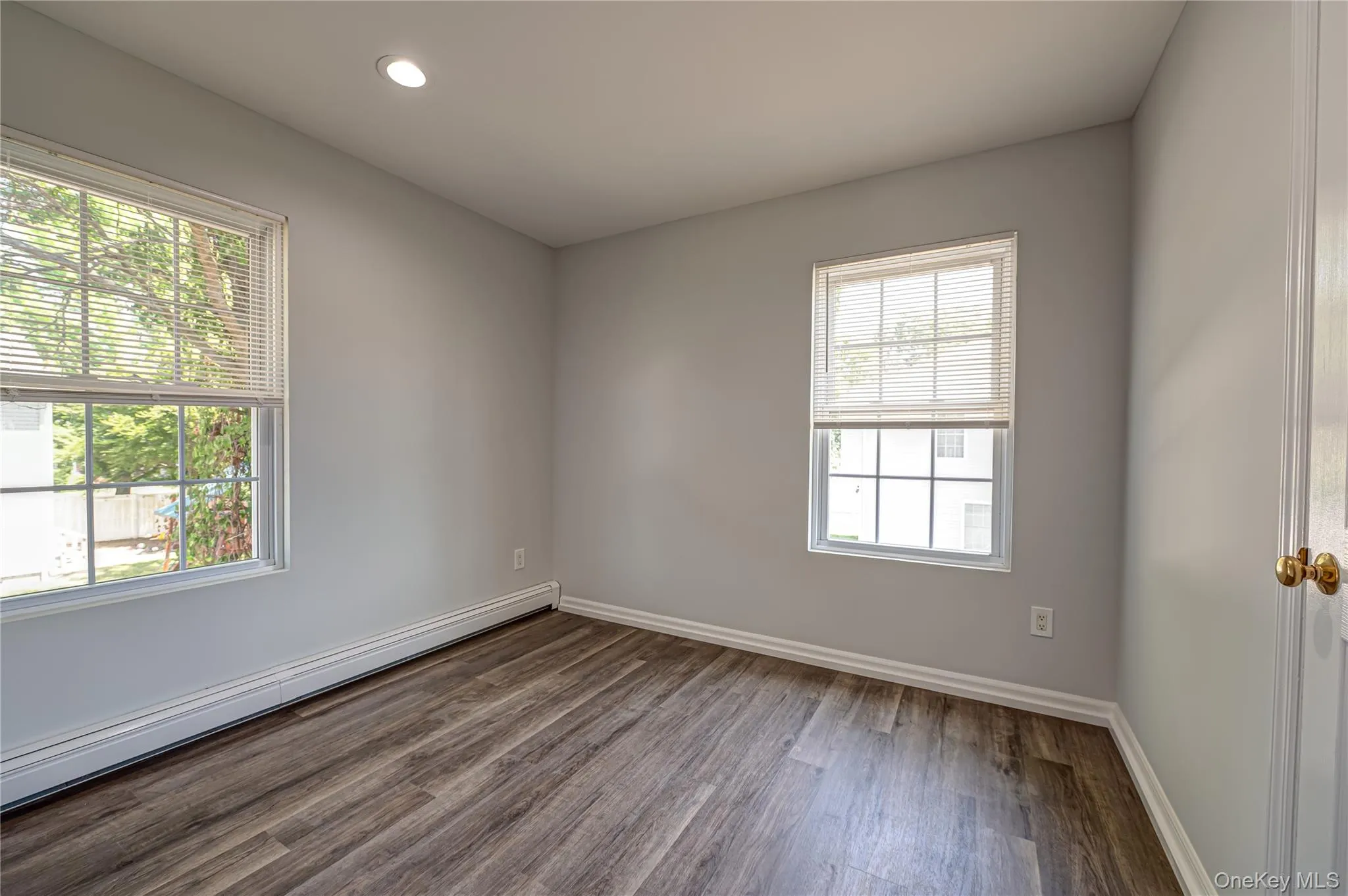 2163 Sunrise Highway, Islip, NY, 5 Bedrooms Bedrooms, 8 Rooms Rooms,2 BathroomsBathrooms,Residential,For Rent,Sunrise,0,962073 2163 Sunrise Highway, Islip, NY, 5 Bedrooms Bedrooms, 8 Rooms Rooms,2 BathroomsBathrooms,Residential,For Rent,Sunrise,0,962073