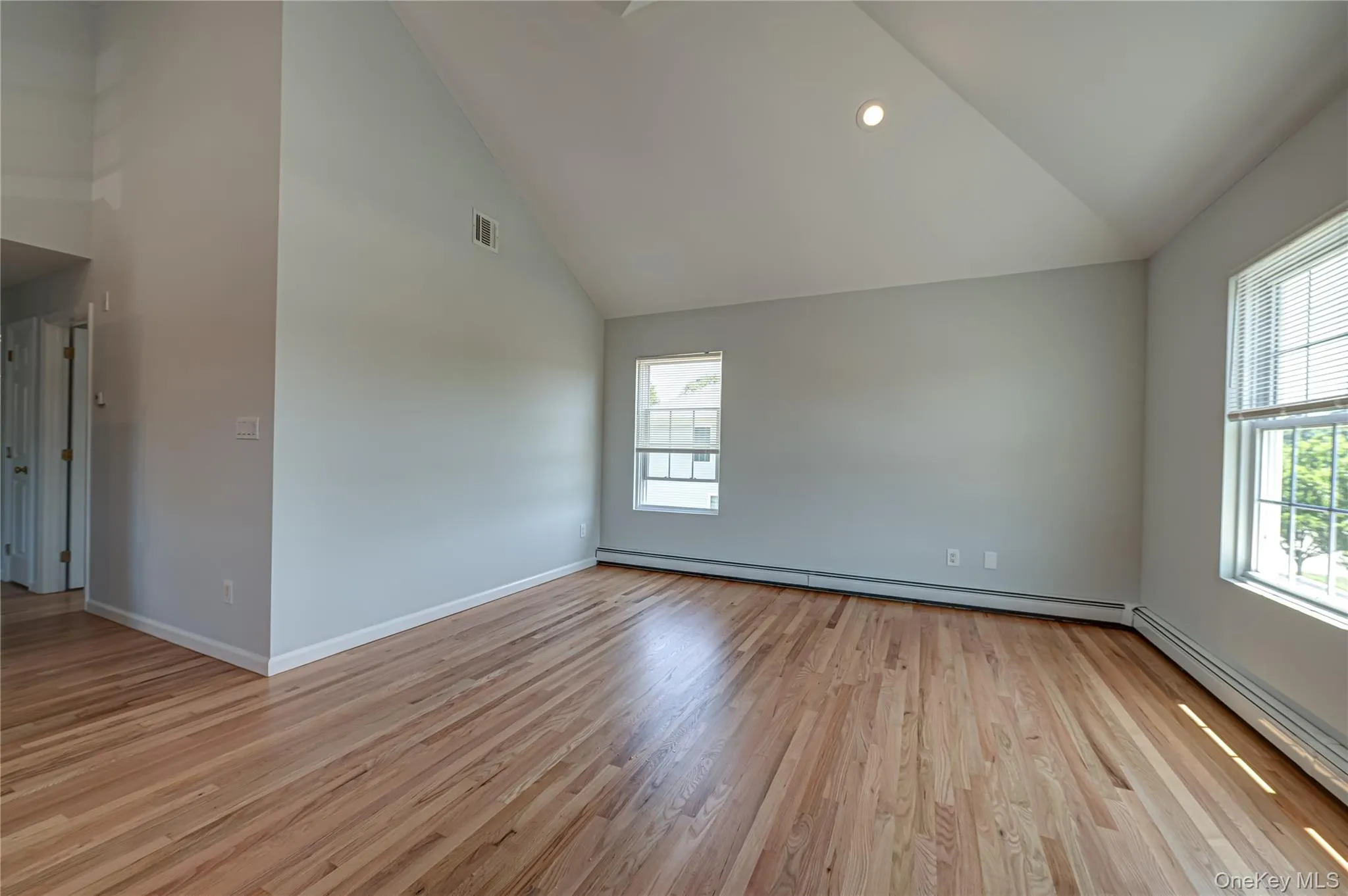 2163 Sunrise Highway, Islip, NY, 5 Bedrooms Bedrooms, 8 Rooms Rooms,2 BathroomsBathrooms,Residential,For Rent,Sunrise,0,962073 2163 Sunrise Highway, Islip, NY, 5 Bedrooms Bedrooms, 8 Rooms Rooms,2 BathroomsBathrooms,Residential,For Rent,Sunrise,0,962073