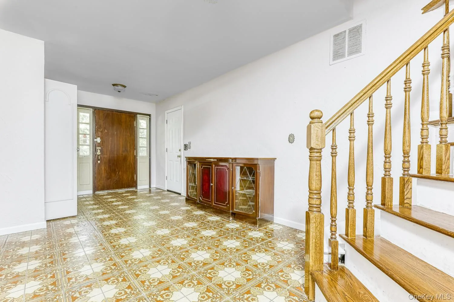 38 Forshay Road, Ramapo, NY, 5 Bedrooms Bedrooms, 11 Rooms Rooms,2 BathroomsBathrooms,Residential,For Rent,Forshay,0,962076 38 Forshay Road, Ramapo, NY, 5 Bedrooms Bedrooms, 11 Rooms Rooms,2 BathroomsBathrooms,Residential,For Rent,Forshay,0,962076