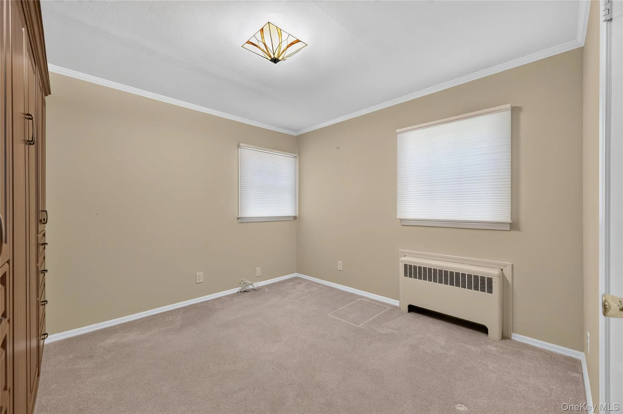 Murphy bed Bedroom with Hardwood floor Murphy bed Bedroom with Hardwood floor