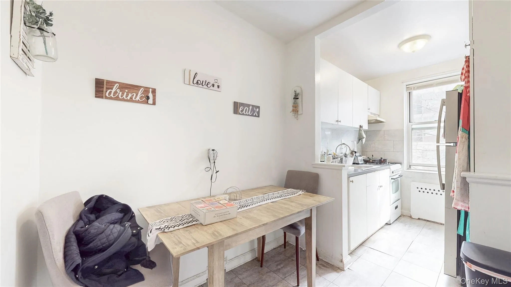 105-25 64th Avenue, New York, NY, 3 Rooms Rooms,1 BathroomBathrooms,Residential Lease,For Rent,64th,0,962080 105-25 64th Avenue, New York, NY, 3 Rooms Rooms,1 BathroomBathrooms,Residential Lease,For Rent,64th,0,962080