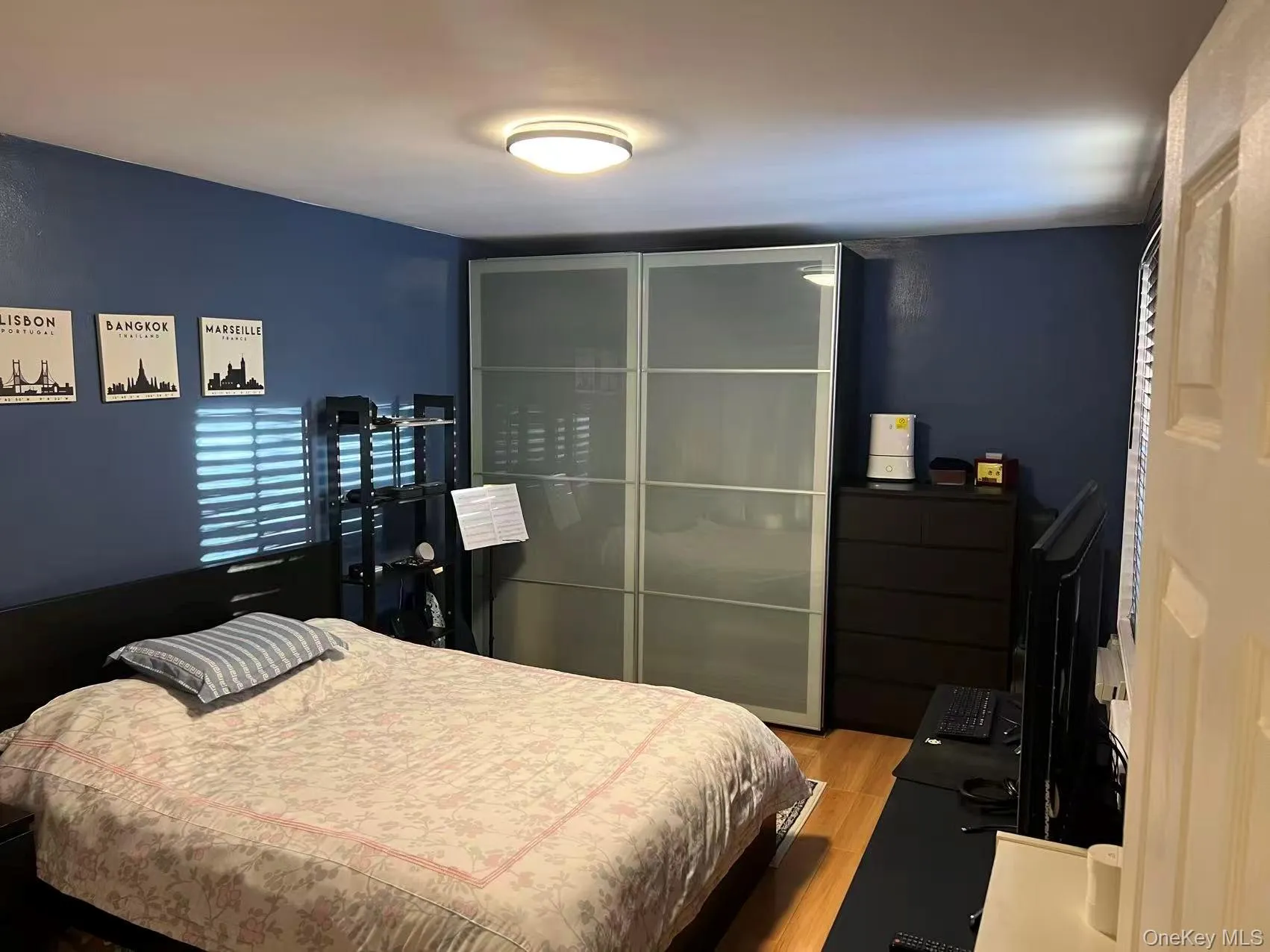 224-24 Union Turnpike, New York, NY, 2 Bedrooms Bedrooms, 5 Rooms Rooms,1 BathroomBathrooms,Residential,For Rent,Union,0,962106 224-24 Union Turnpike, New York, NY, 2 Bedrooms Bedrooms, 5 Rooms Rooms,1 BathroomBathrooms,Residential,For Rent,Union,0,962106