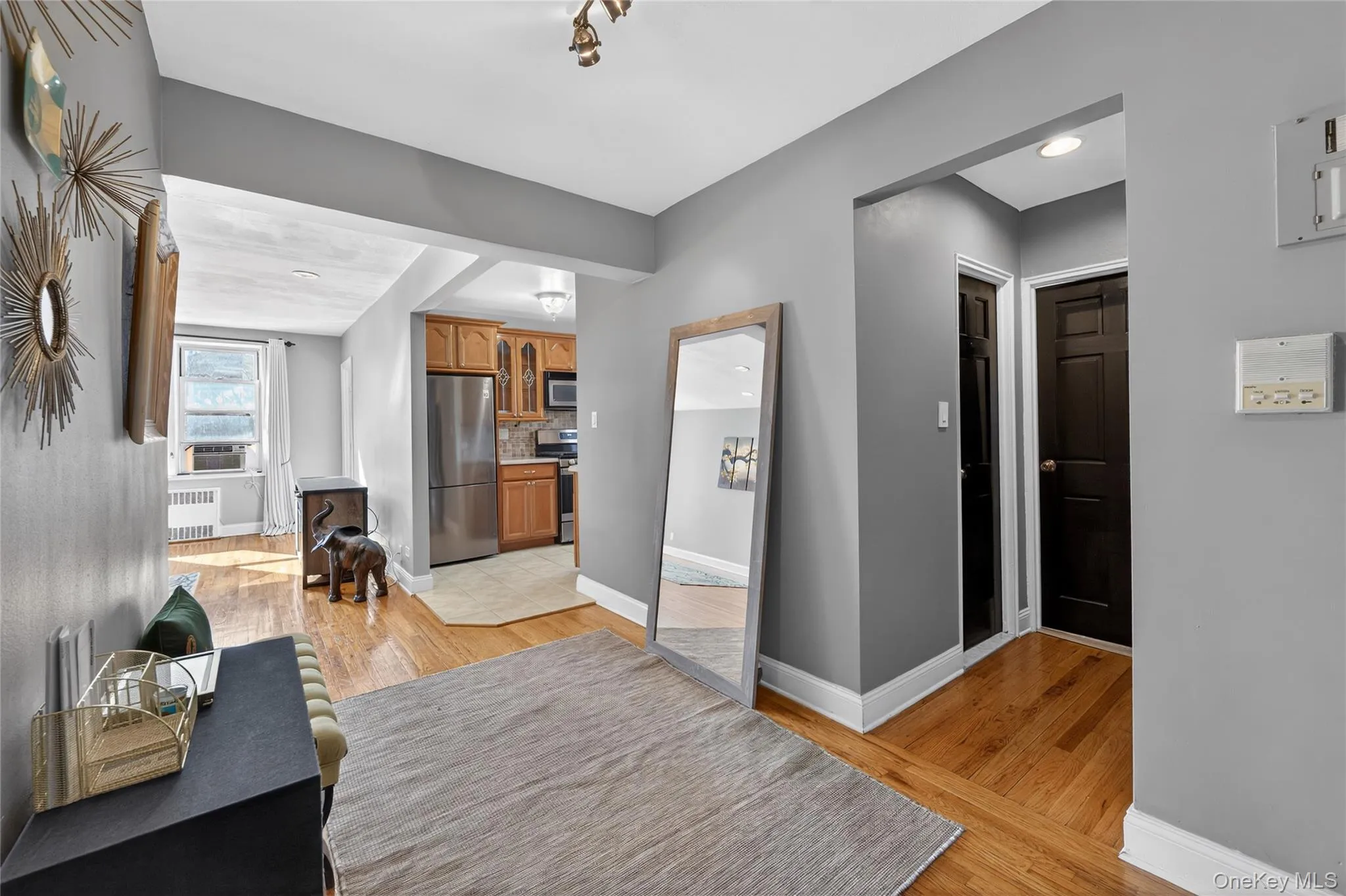14235 84th Drive, New York, NY, 2 Bedrooms Bedrooms, 6 Rooms Rooms,1 BathroomBathrooms,Residential,For Rent,84th,0,962125 14235 84th Drive, New York, NY, 2 Bedrooms Bedrooms, 6 Rooms Rooms,1 BathroomBathrooms,Residential,For Rent,84th,0,962125