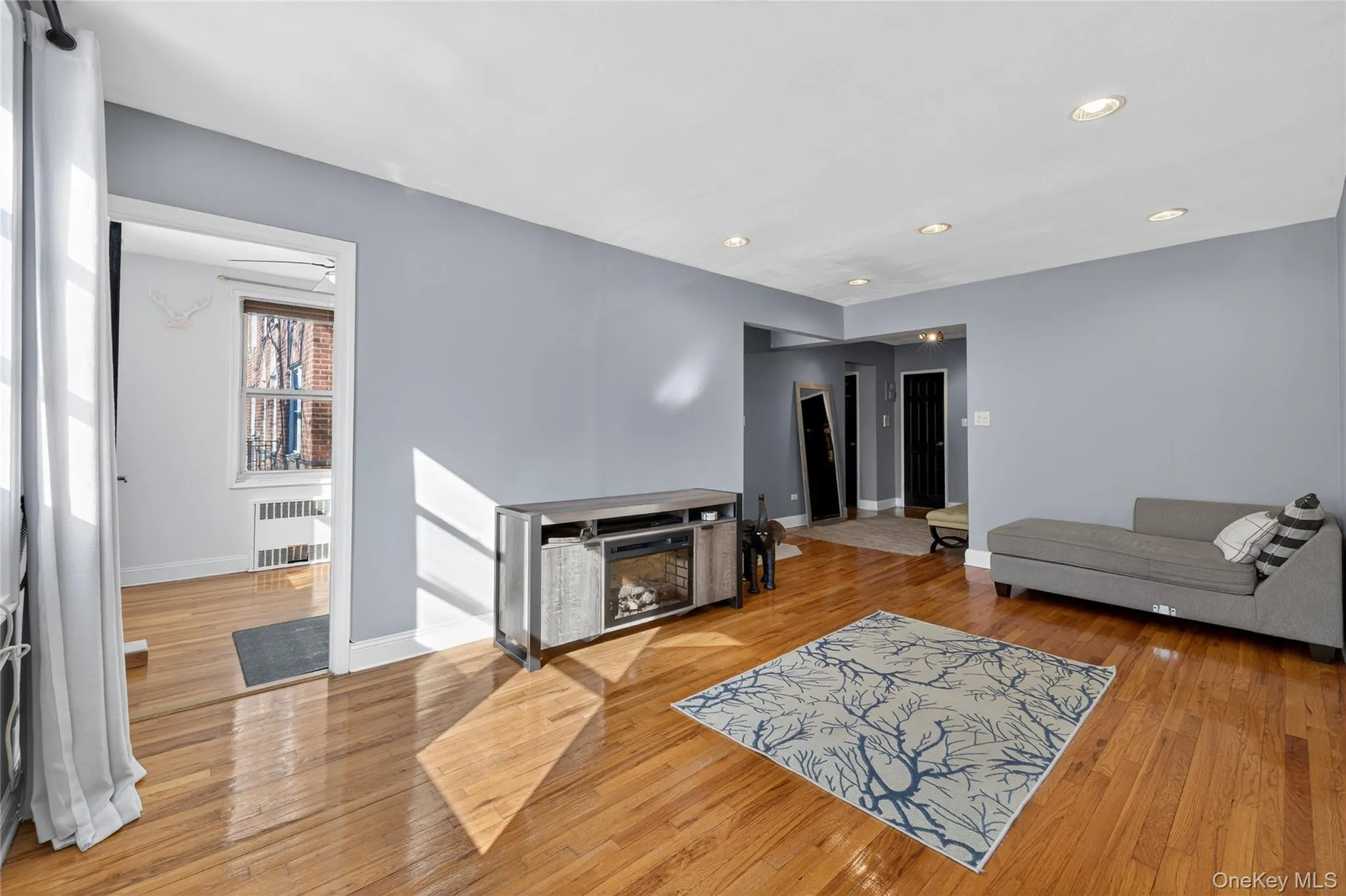 14235 84th Drive, New York, NY, 2 Bedrooms Bedrooms, 6 Rooms Rooms,1 BathroomBathrooms,Residential,For Rent,84th,0,962125 14235 84th Drive, New York, NY, 2 Bedrooms Bedrooms, 6 Rooms Rooms,1 BathroomBathrooms,Residential,For Rent,84th,0,962125