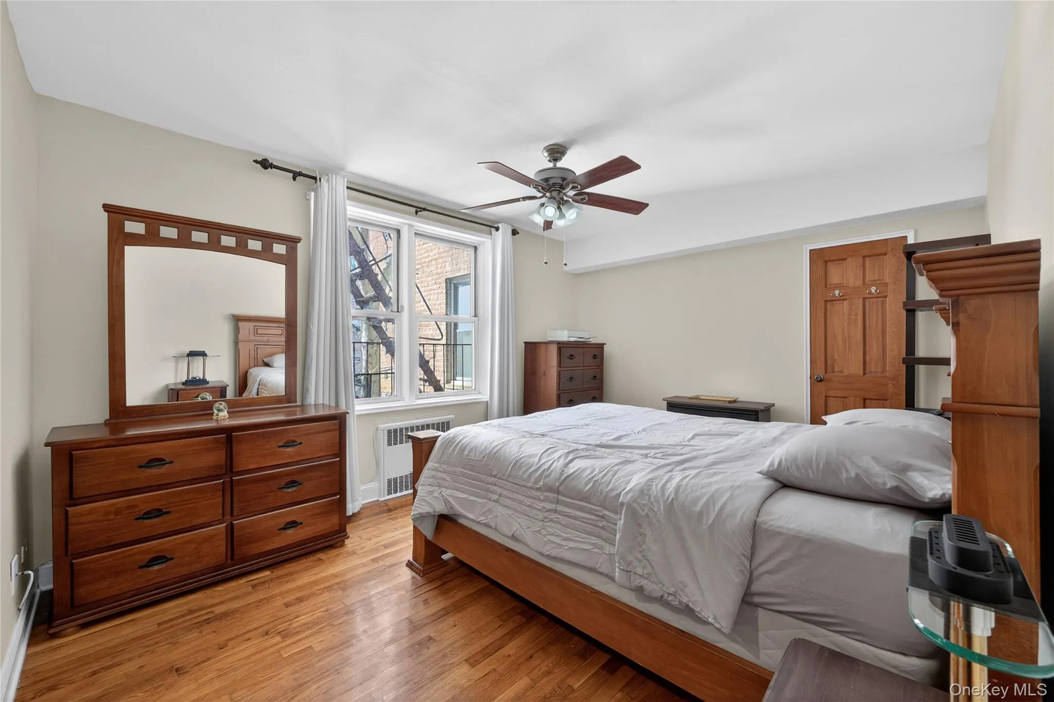 14235 84th Drive, New York, NY, 2 Bedrooms Bedrooms, 6 Rooms Rooms,1 BathroomBathrooms,Residential,For Rent,84th,0,962125 14235 84th Drive, New York, NY, 2 Bedrooms Bedrooms, 6 Rooms Rooms,1 BathroomBathrooms,Residential,For Rent,84th,0,962125