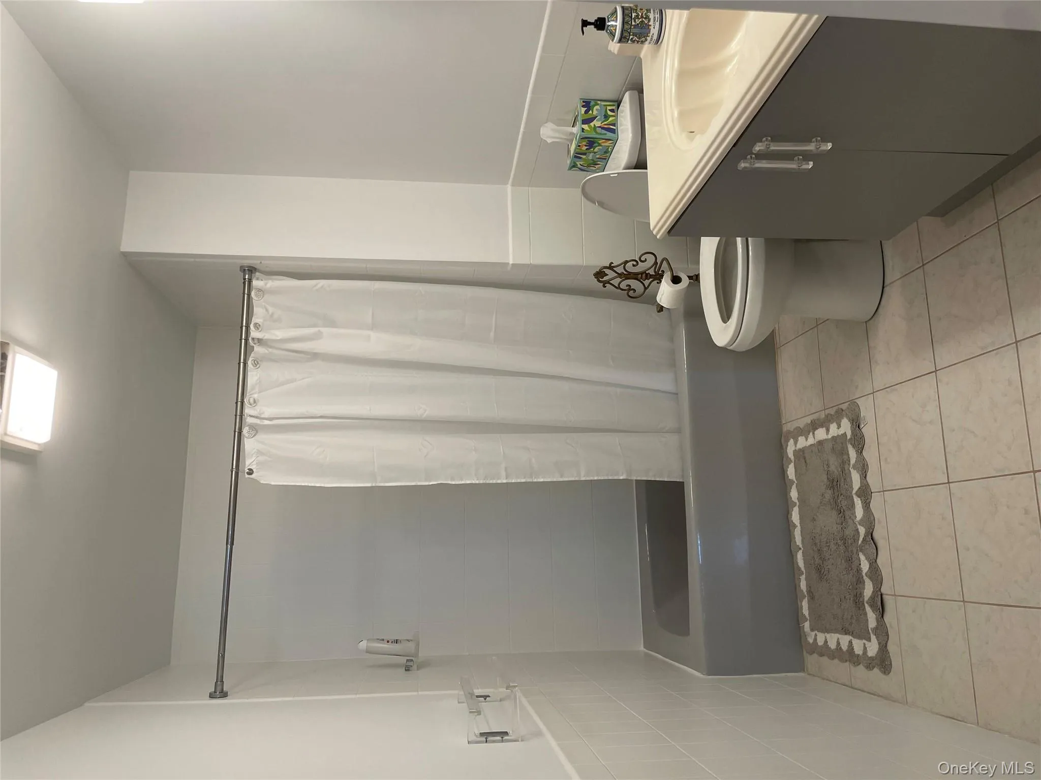 45 Romana Drive, Southampton, NY, 5 Bedrooms Bedrooms, 11 Rooms Rooms,3 BathroomsBathrooms,Residential Lease,For Rent,Romana,0,962135 45 Romana Drive, Southampton, NY, 5 Bedrooms Bedrooms, 11 Rooms Rooms,3 BathroomsBathrooms,Residential Lease,For Rent,Romana,0,962135