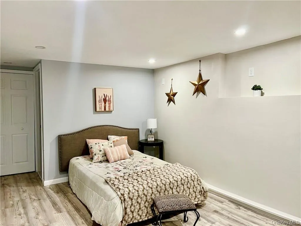 26 Mill Street, Middletown, NY, 3 Bedrooms Bedrooms, 7 Rooms Rooms,2 BathroomsBathrooms,Residential Lease,For Rent,Mill,0,962146 26 Mill Street, Middletown, NY, 3 Bedrooms Bedrooms, 7 Rooms Rooms,2 BathroomsBathrooms,Residential Lease,For Rent,Mill,0,962146