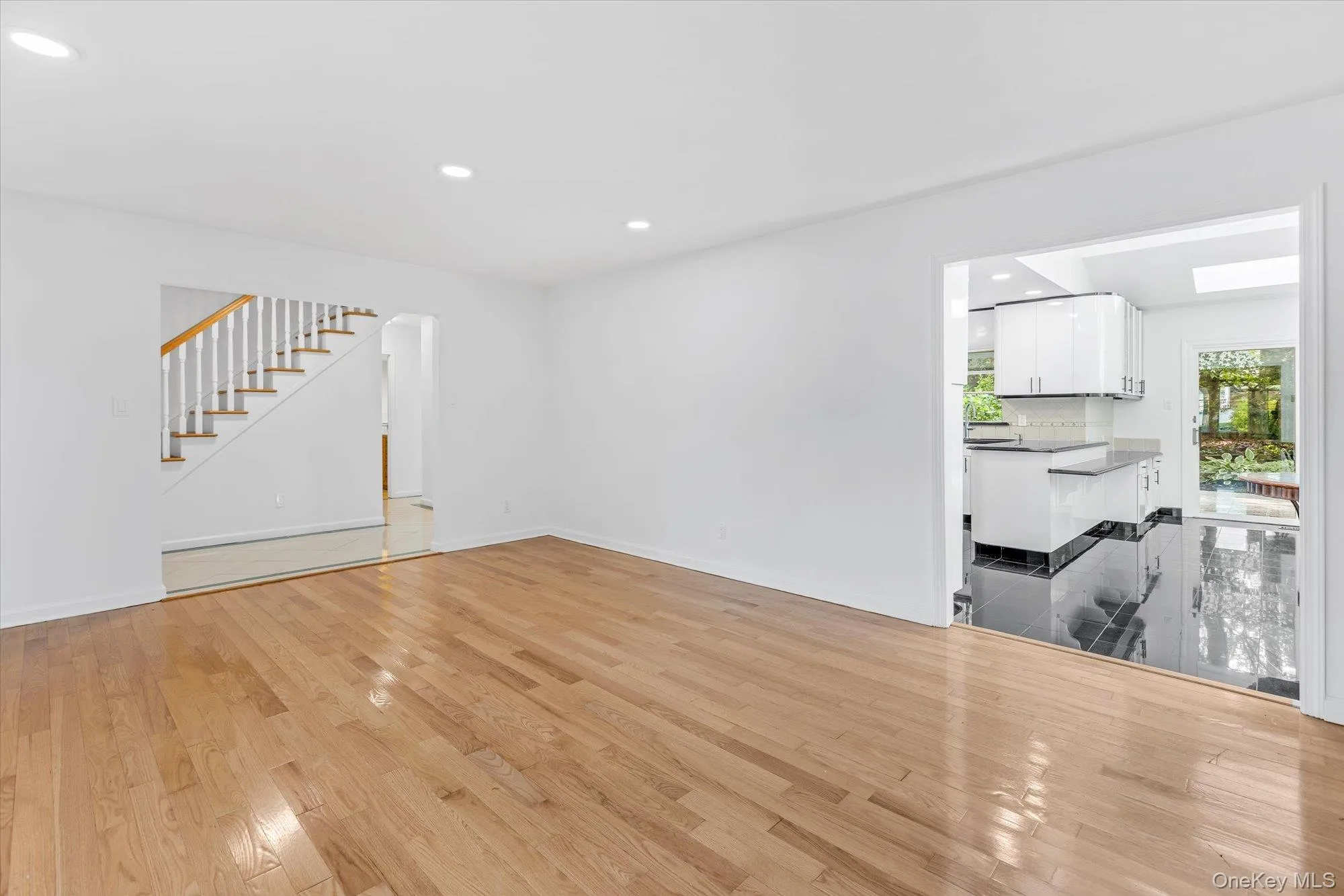 2 Westbourne Lane, Huntington, NY, 5 Bedrooms Bedrooms, 9 Rooms Rooms,3 BathroomsBathrooms,Residential,For Rent,Westbourne,0,962150 2 Westbourne Lane, Huntington, NY, 5 Bedrooms Bedrooms, 9 Rooms Rooms,3 BathroomsBathrooms,Residential,For Rent,Westbourne,0,962150