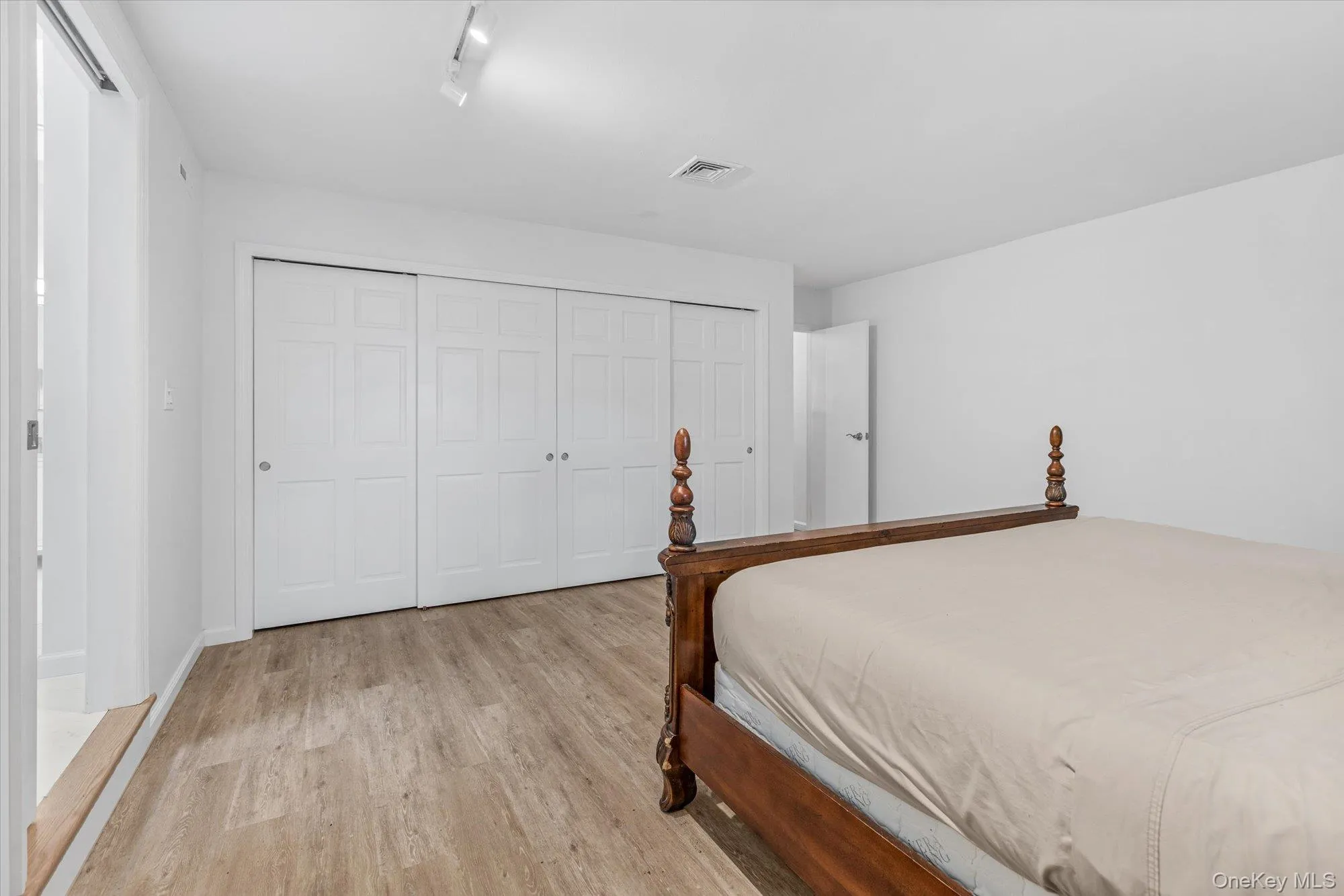 2 Westbourne Lane, Huntington, NY, 5 Bedrooms Bedrooms, 9 Rooms Rooms,3 BathroomsBathrooms,Residential,For Rent,Westbourne,0,962150 2 Westbourne Lane, Huntington, NY, 5 Bedrooms Bedrooms, 9 Rooms Rooms,3 BathroomsBathrooms,Residential,For Rent,Westbourne,0,962150