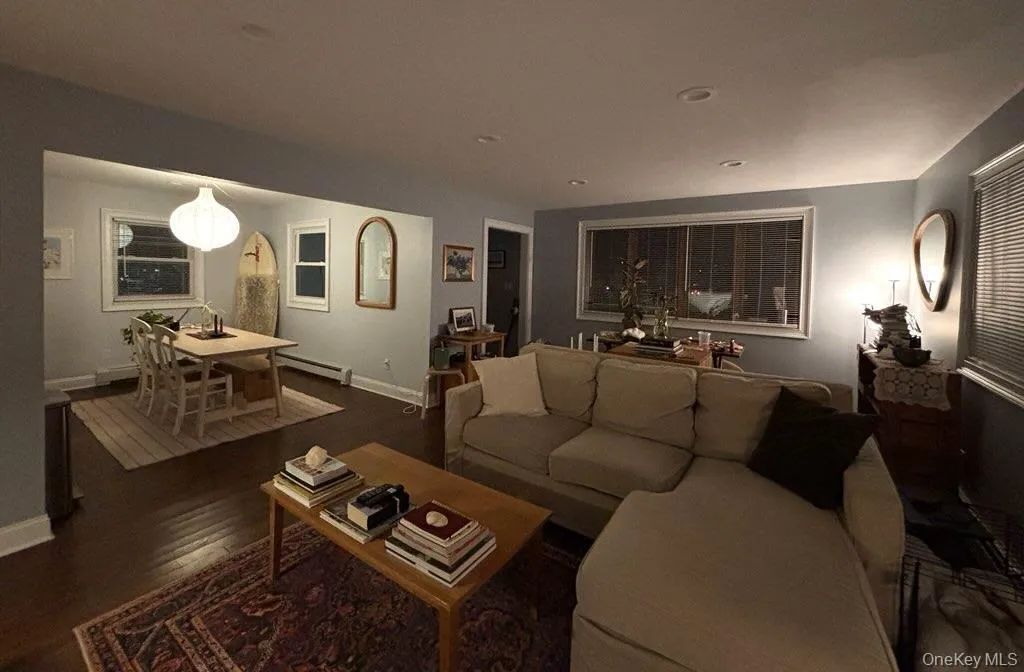 61 Roosevelt Boulevard, Long Beach, NY, 2 Bedrooms Bedrooms, 5 Rooms Rooms,1 BathroomBathrooms,Residential Lease,For Rent,Roosevelt,0,962153 61 Roosevelt Boulevard, Long Beach, NY, 2 Bedrooms Bedrooms, 5 Rooms Rooms,1 BathroomBathrooms,Residential Lease,For Rent,Roosevelt,0,962153