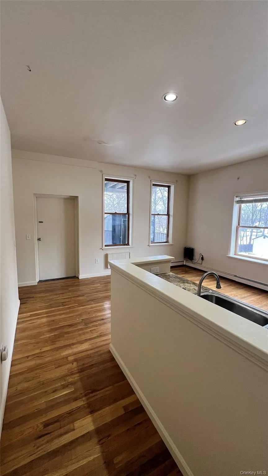 74 North Street, Newburgh (city), NY, 1 Bedroom Bedrooms, 3 Rooms Rooms,1 BathroomBathrooms,Residential Lease,For Rent,North,0,962176 74 North Street, Newburgh (city), NY, 1 Bedroom Bedrooms, 3 Rooms Rooms,1 BathroomBathrooms,Residential Lease,For Rent,North,0,962176