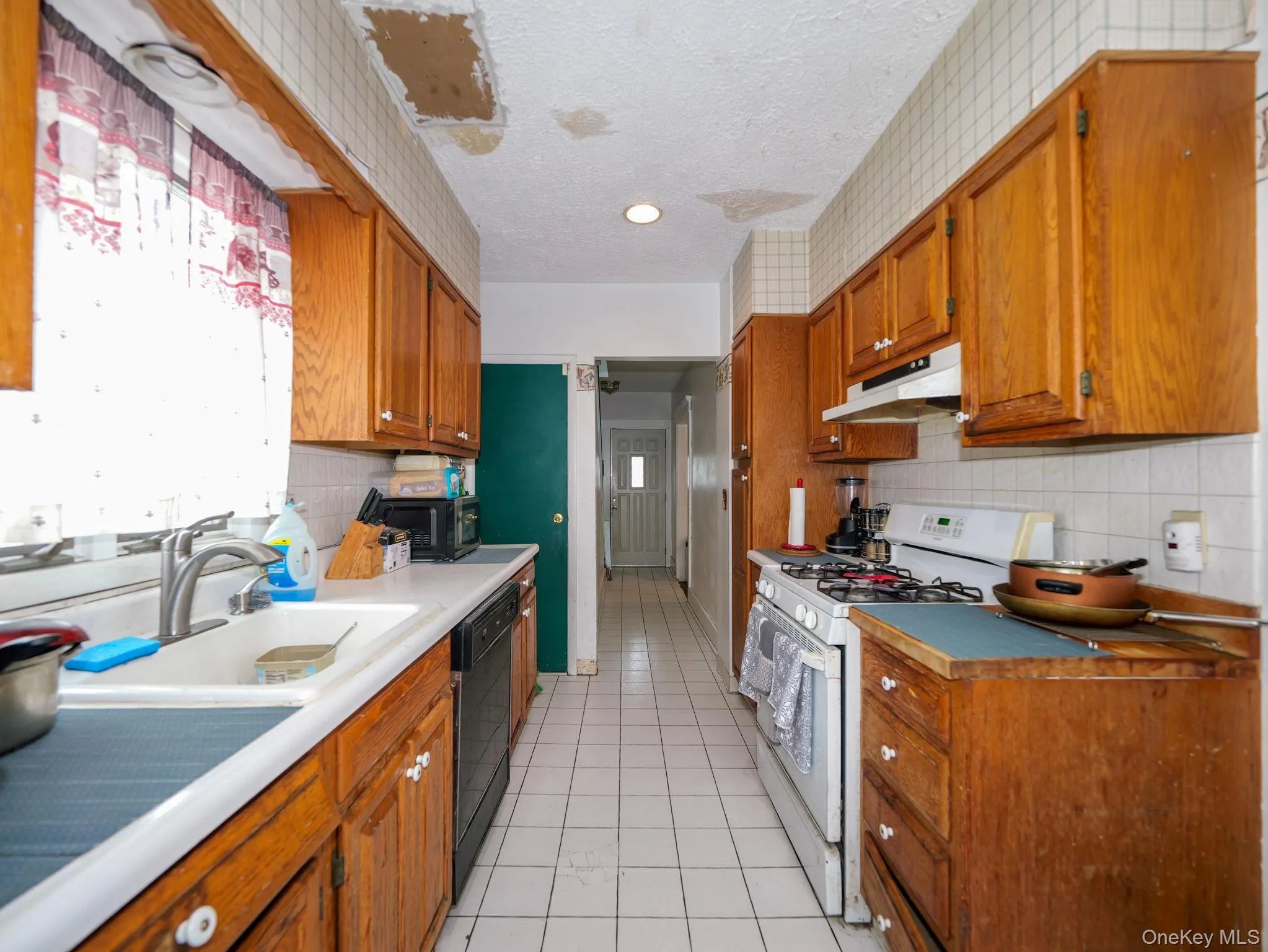 809 South Street, Newburgh (city), NY, 3 Bedrooms Bedrooms, 6 Rooms Rooms,1 BathroomBathrooms,Residential,For Rent,South,0,962226 809 South Street, Newburgh (city), NY, 3 Bedrooms Bedrooms, 6 Rooms Rooms,1 BathroomBathrooms,Residential,For Rent,South,0,962226