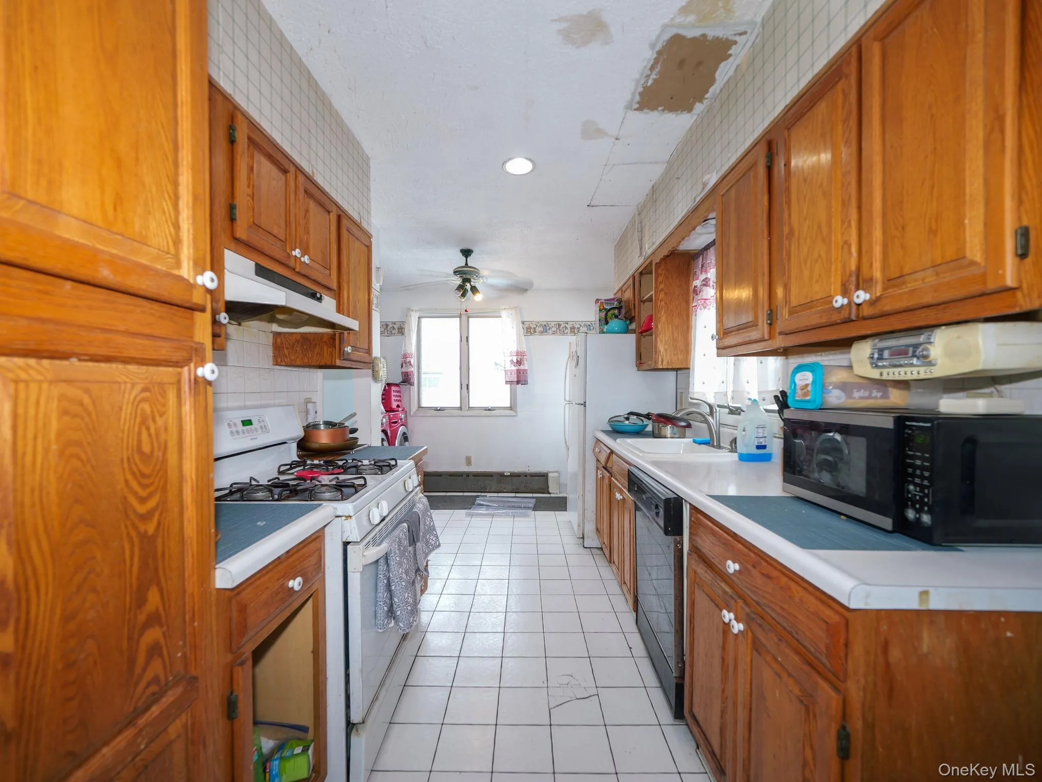 809 South Street, Newburgh (city), NY, 3 Bedrooms Bedrooms, 6 Rooms Rooms,1 BathroomBathrooms,Residential,For Rent,South,0,962226 809 South Street, Newburgh (city), NY, 3 Bedrooms Bedrooms, 6 Rooms Rooms,1 BathroomBathrooms,Residential,For Rent,South,0,962226