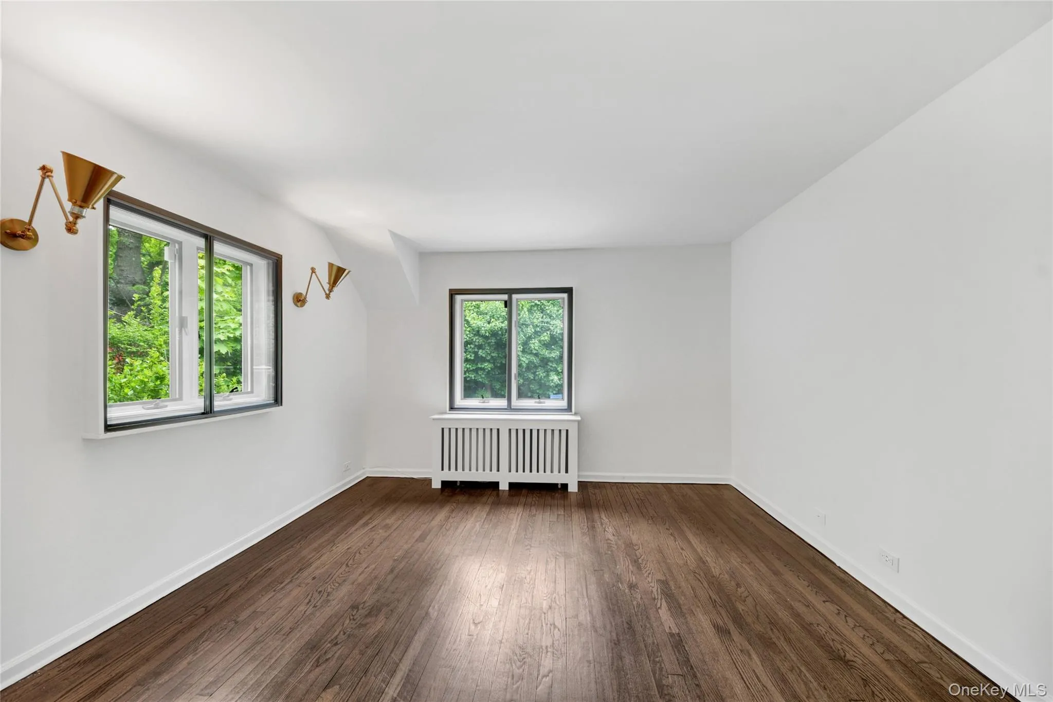 10 Cherry Avenue, New Rochelle, NY, 4 Bedrooms Bedrooms, 8 Rooms Rooms,2 BathroomsBathrooms,Residential,For Rent,Cherry,0,962238 10 Cherry Avenue, New Rochelle, NY, 4 Bedrooms Bedrooms, 8 Rooms Rooms,2 BathroomsBathrooms,Residential,For Rent,Cherry,0,962238