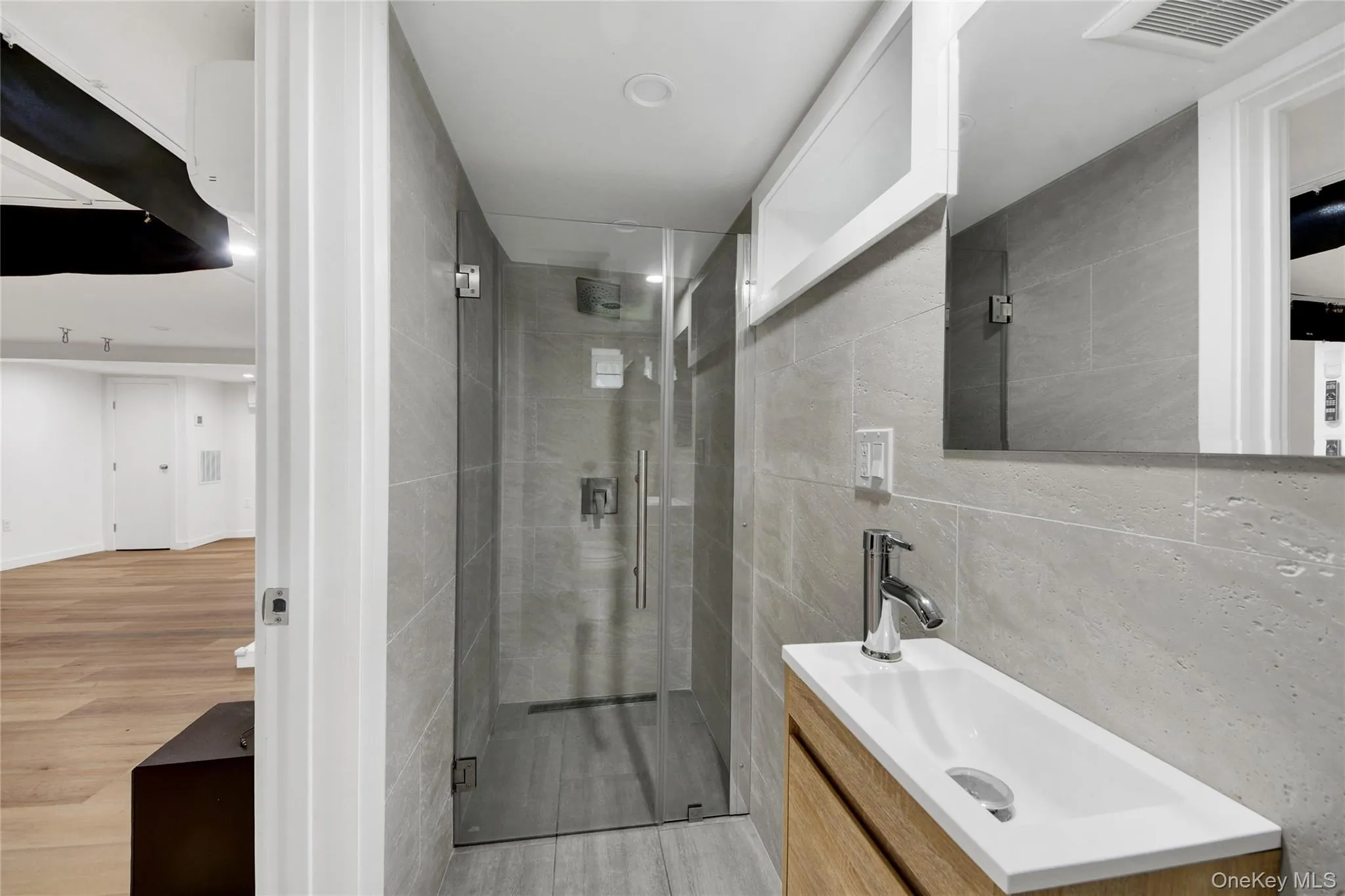 10 Cherry Avenue, New Rochelle, NY, 4 Bedrooms Bedrooms, 8 Rooms Rooms,2 BathroomsBathrooms,Residential,For Rent,Cherry,0,962238 10 Cherry Avenue, New Rochelle, NY, 4 Bedrooms Bedrooms, 8 Rooms Rooms,2 BathroomsBathrooms,Residential,For Rent,Cherry,0,962238