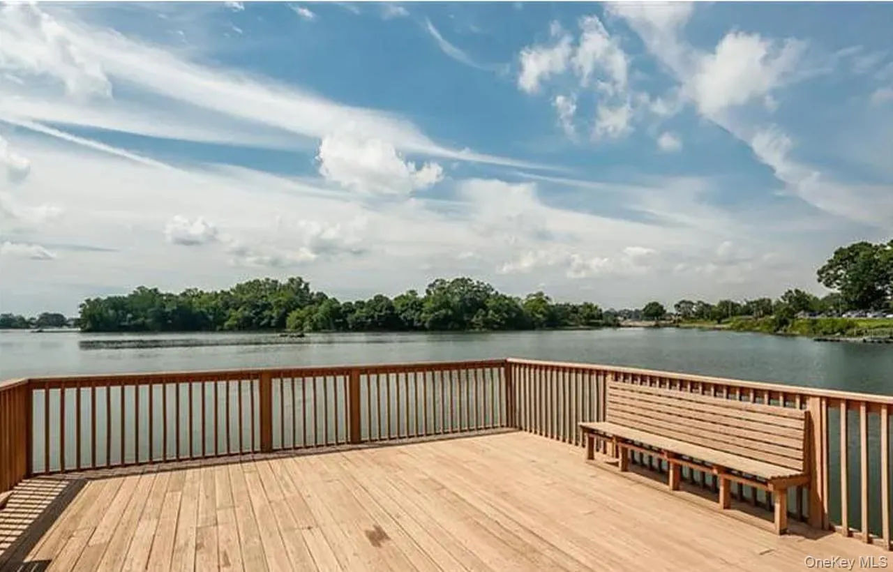 10 Cherry Avenue, New Rochelle, NY, 4 Bedrooms Bedrooms, 8 Rooms Rooms,2 BathroomsBathrooms,Residential,For Rent,Cherry,0,962238 10 Cherry Avenue, New Rochelle, NY, 4 Bedrooms Bedrooms, 8 Rooms Rooms,2 BathroomsBathrooms,Residential,For Rent,Cherry,0,962238