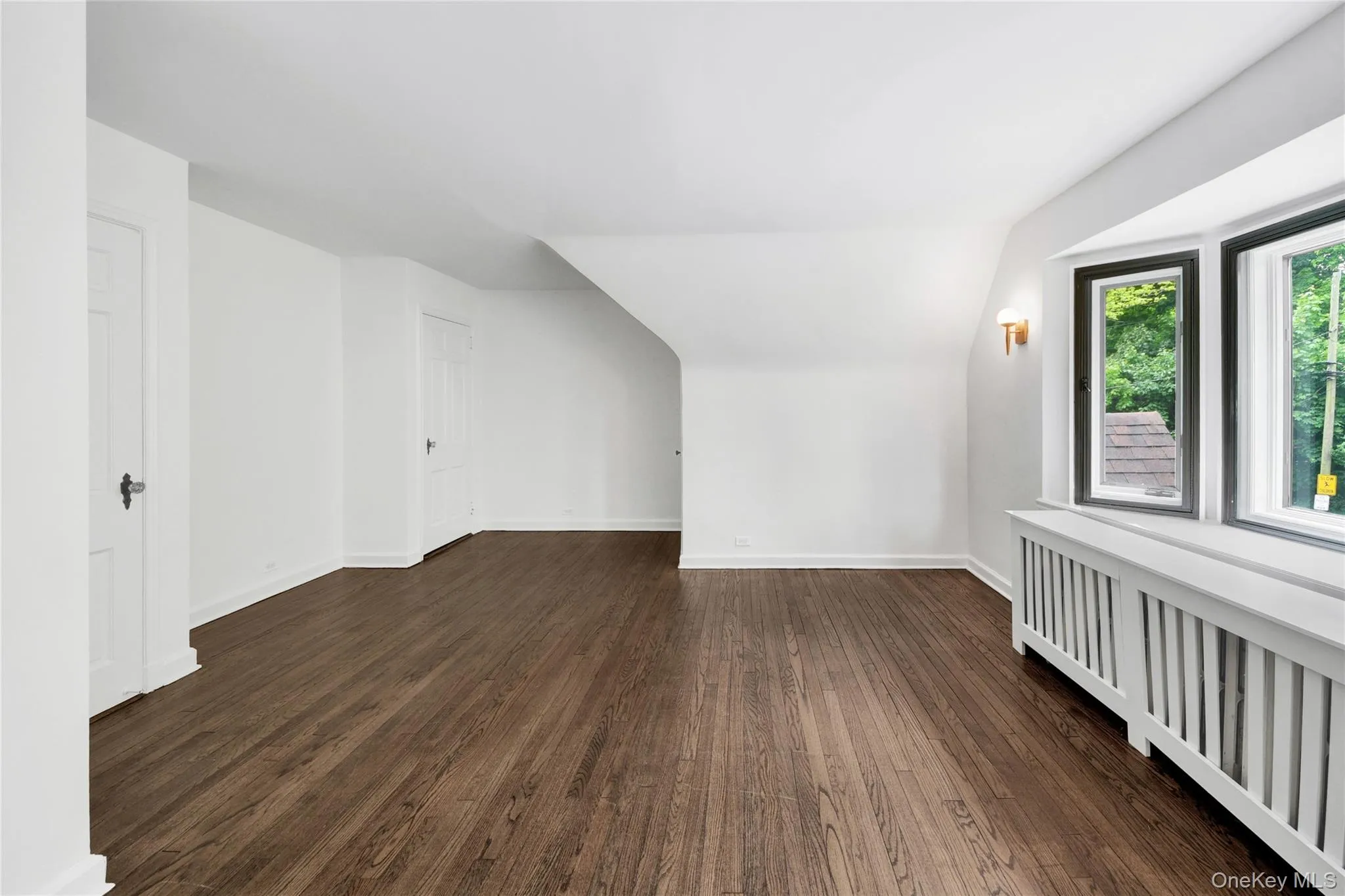 10 Cherry Avenue, New Rochelle, NY, 4 Bedrooms Bedrooms, 8 Rooms Rooms,2 BathroomsBathrooms,Residential,For Rent,Cherry,0,962238 10 Cherry Avenue, New Rochelle, NY, 4 Bedrooms Bedrooms, 8 Rooms Rooms,2 BathroomsBathrooms,Residential,For Rent,Cherry,0,962238