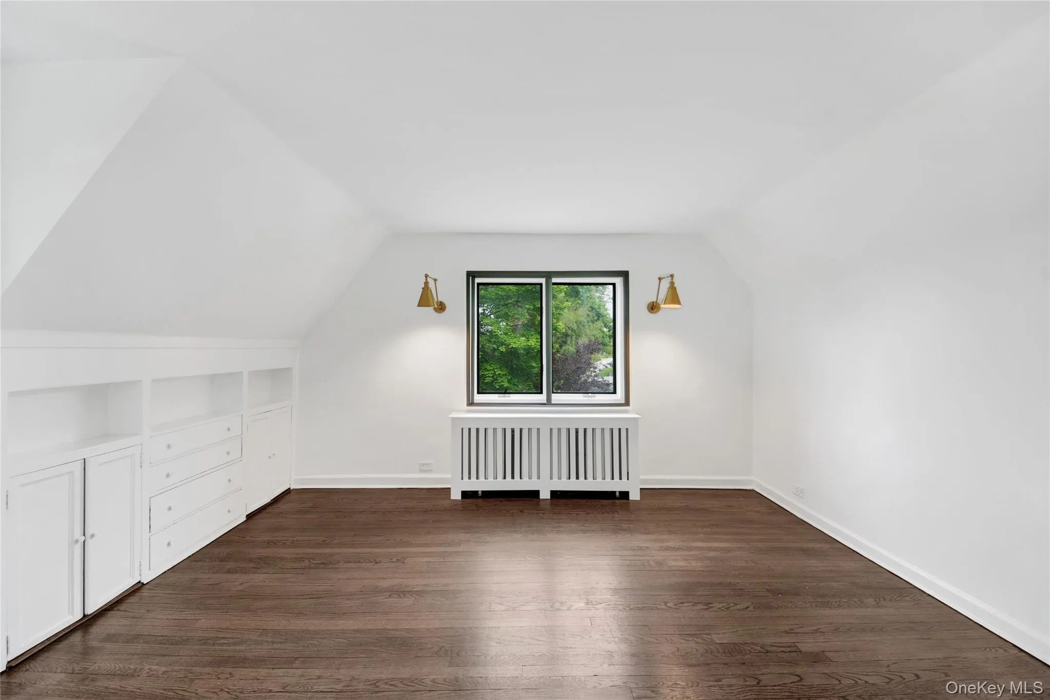 10 Cherry Avenue, New Rochelle, NY, 4 Bedrooms Bedrooms, 8 Rooms Rooms,2 BathroomsBathrooms,Residential,For Rent,Cherry,0,962238 10 Cherry Avenue, New Rochelle, NY, 4 Bedrooms Bedrooms, 8 Rooms Rooms,2 BathroomsBathrooms,Residential,For Rent,Cherry,0,962238